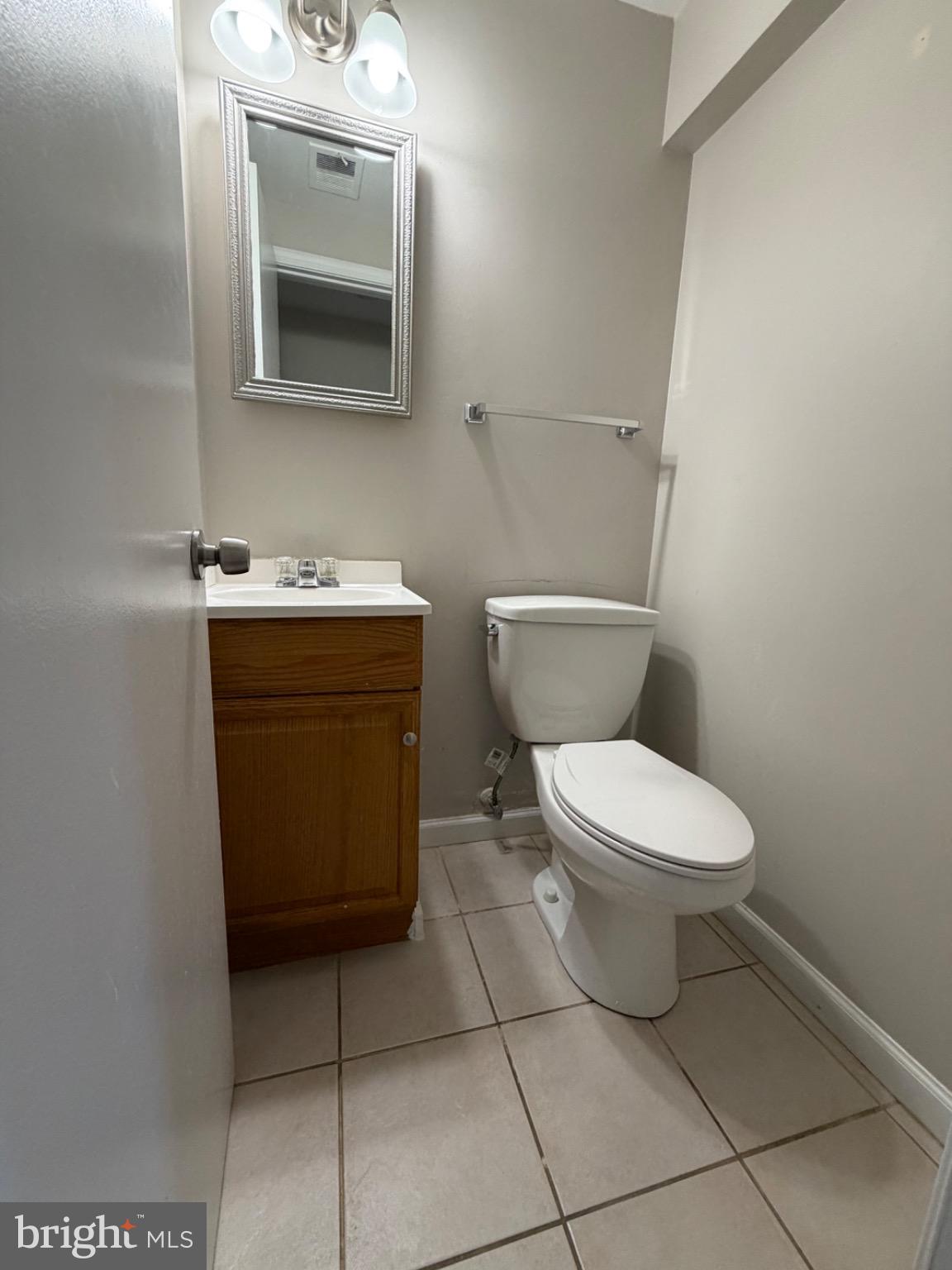 ROBERTS GLEN - Residential Lease