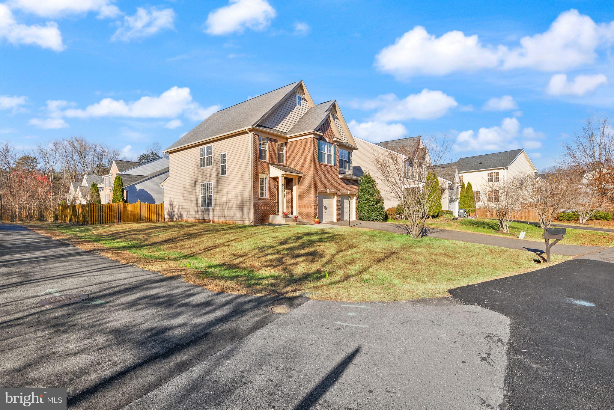 HOPEWELLS LANDING - Residential