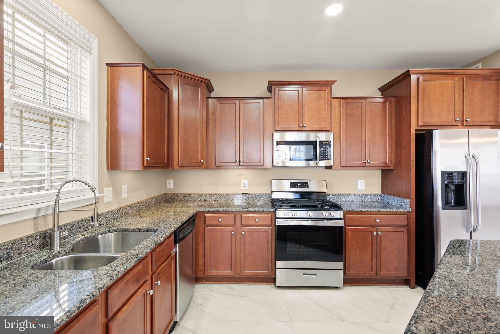 HOPEWELLS LANDING - Residential