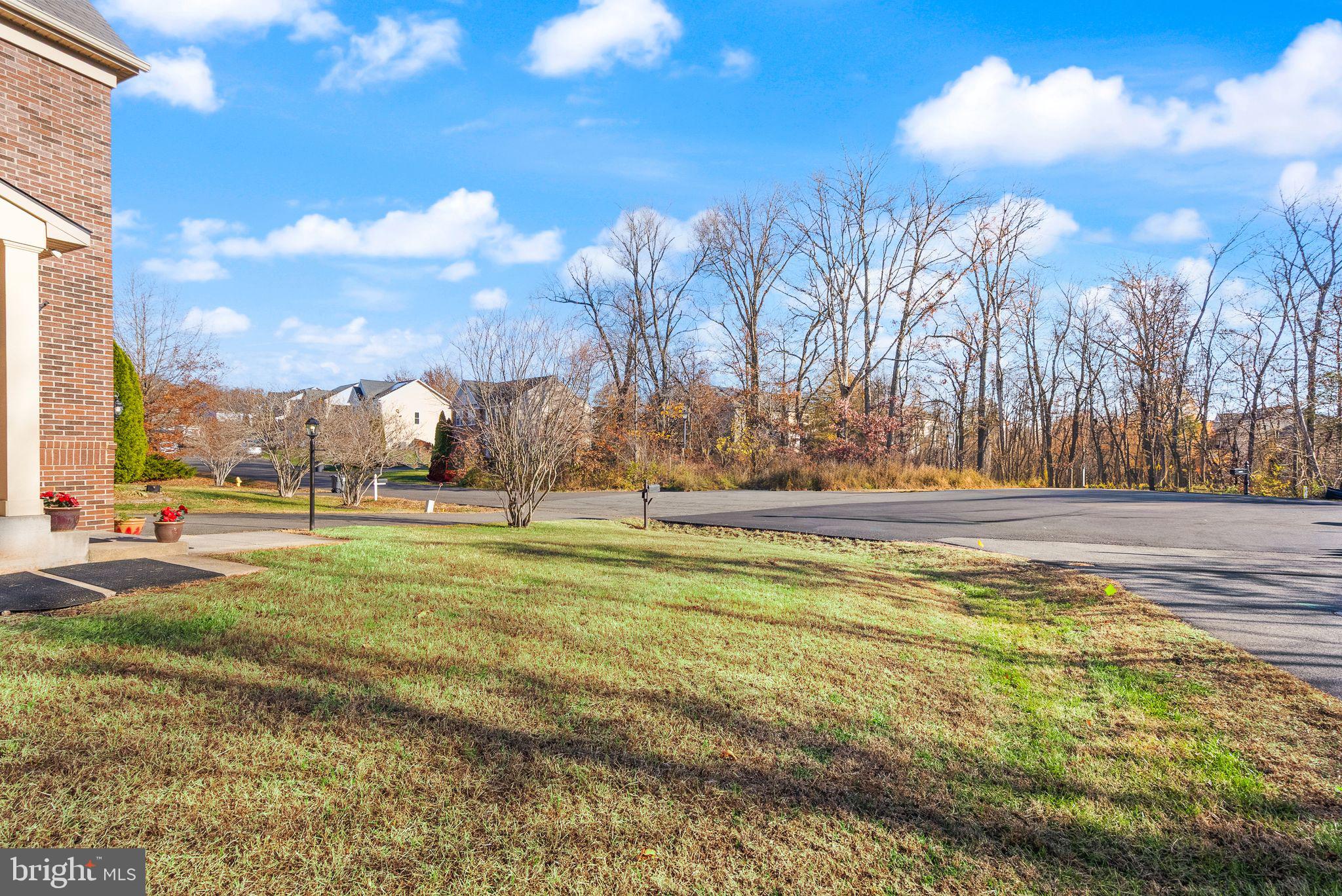 HOPEWELLS LANDING - Residential