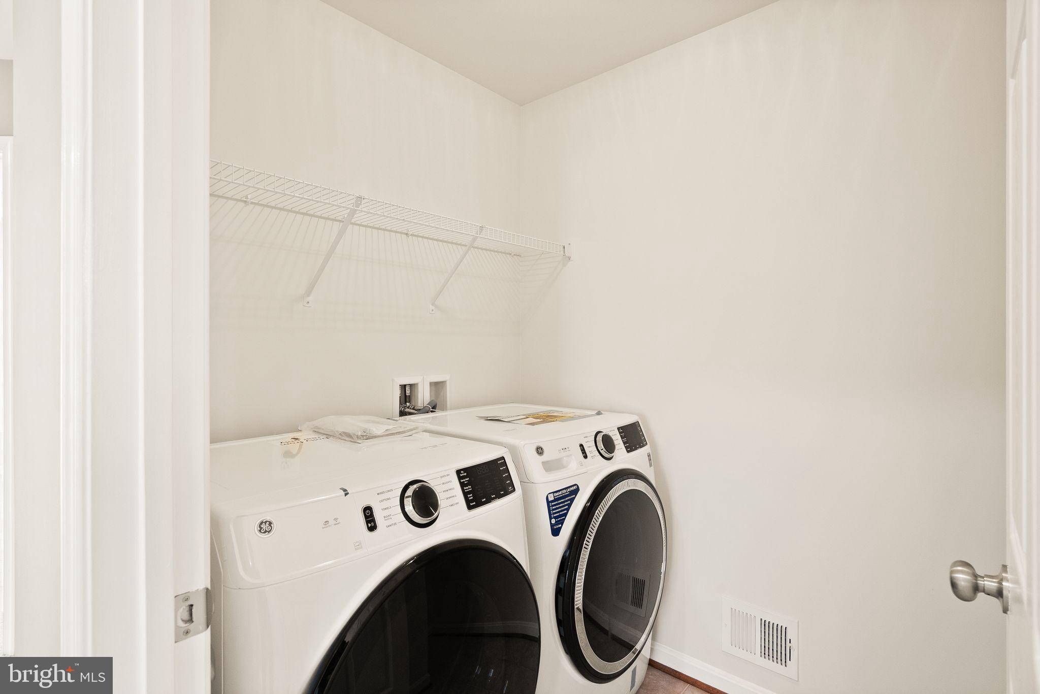 HOPEWELLS LANDING - Residential