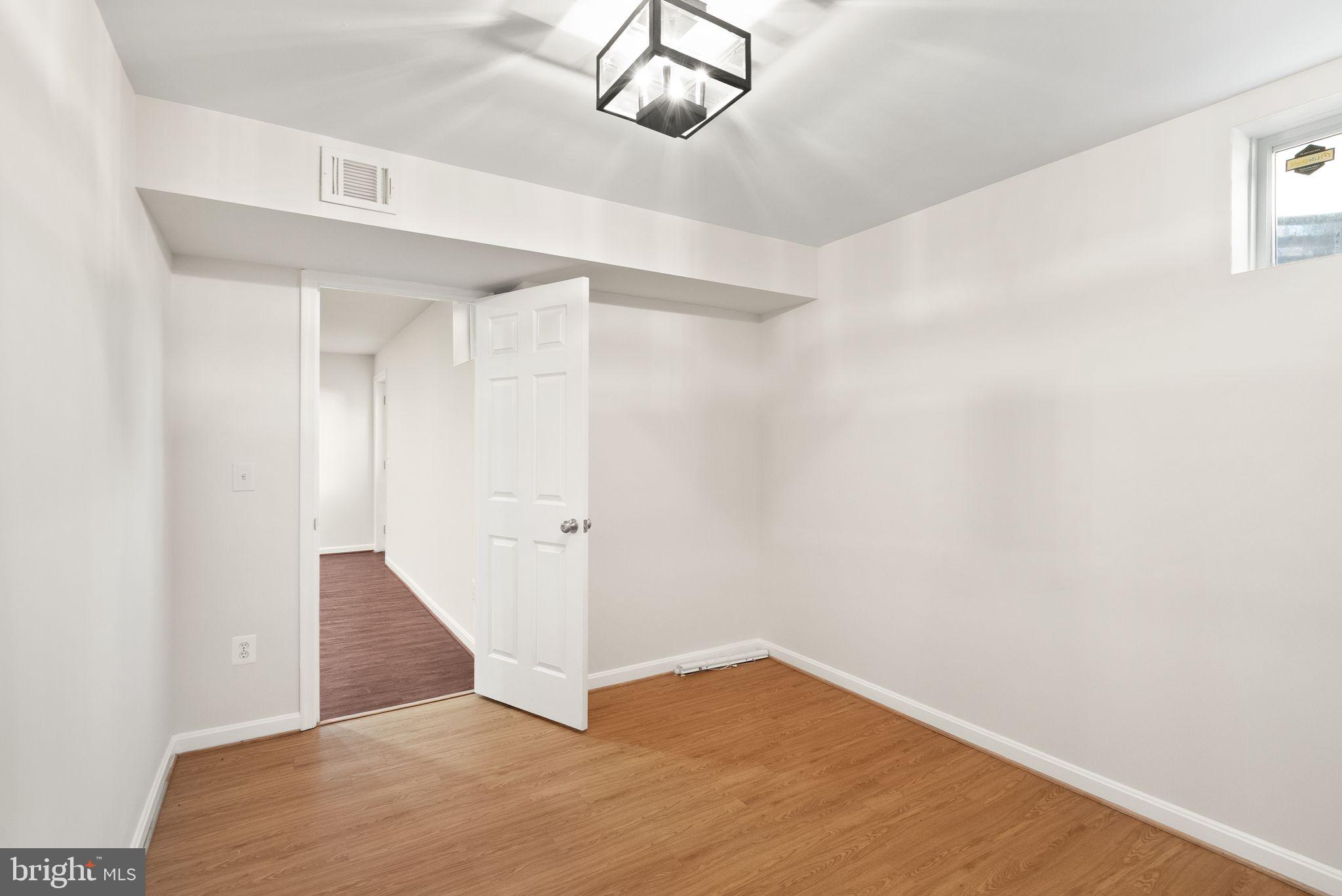 HOPEWELLS LANDING - Residential