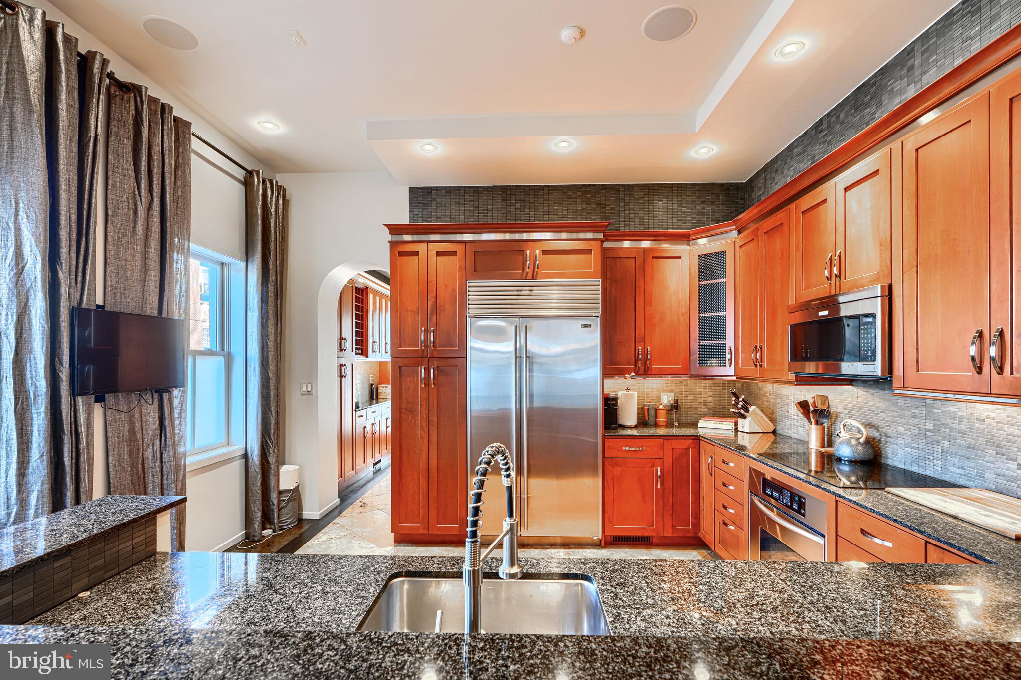 LOCUST POINT - Residential Lease