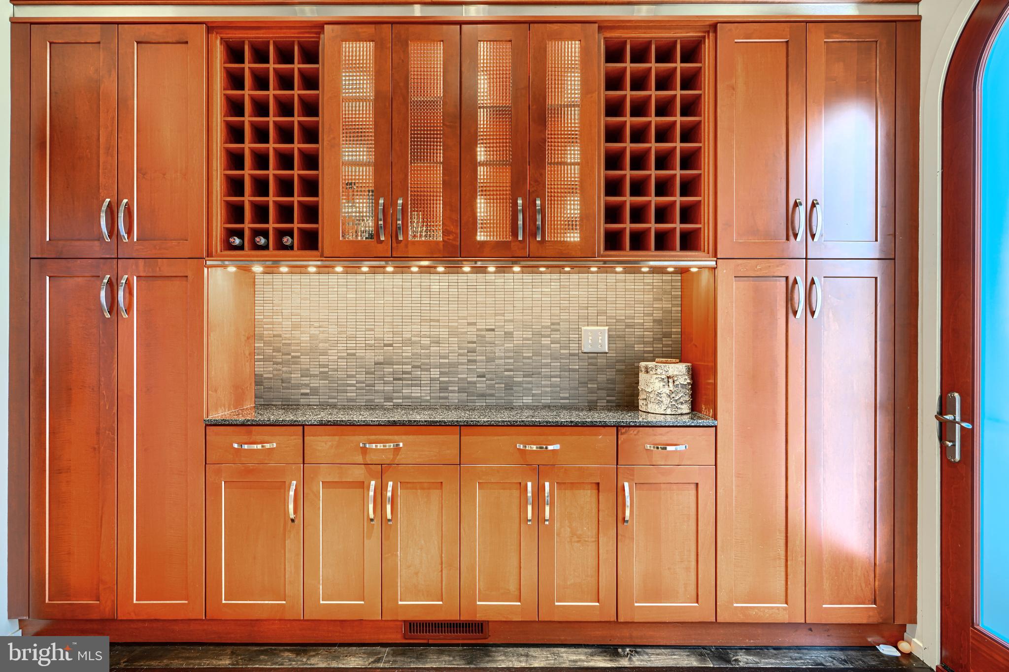 LOCUST POINT - Residential Lease