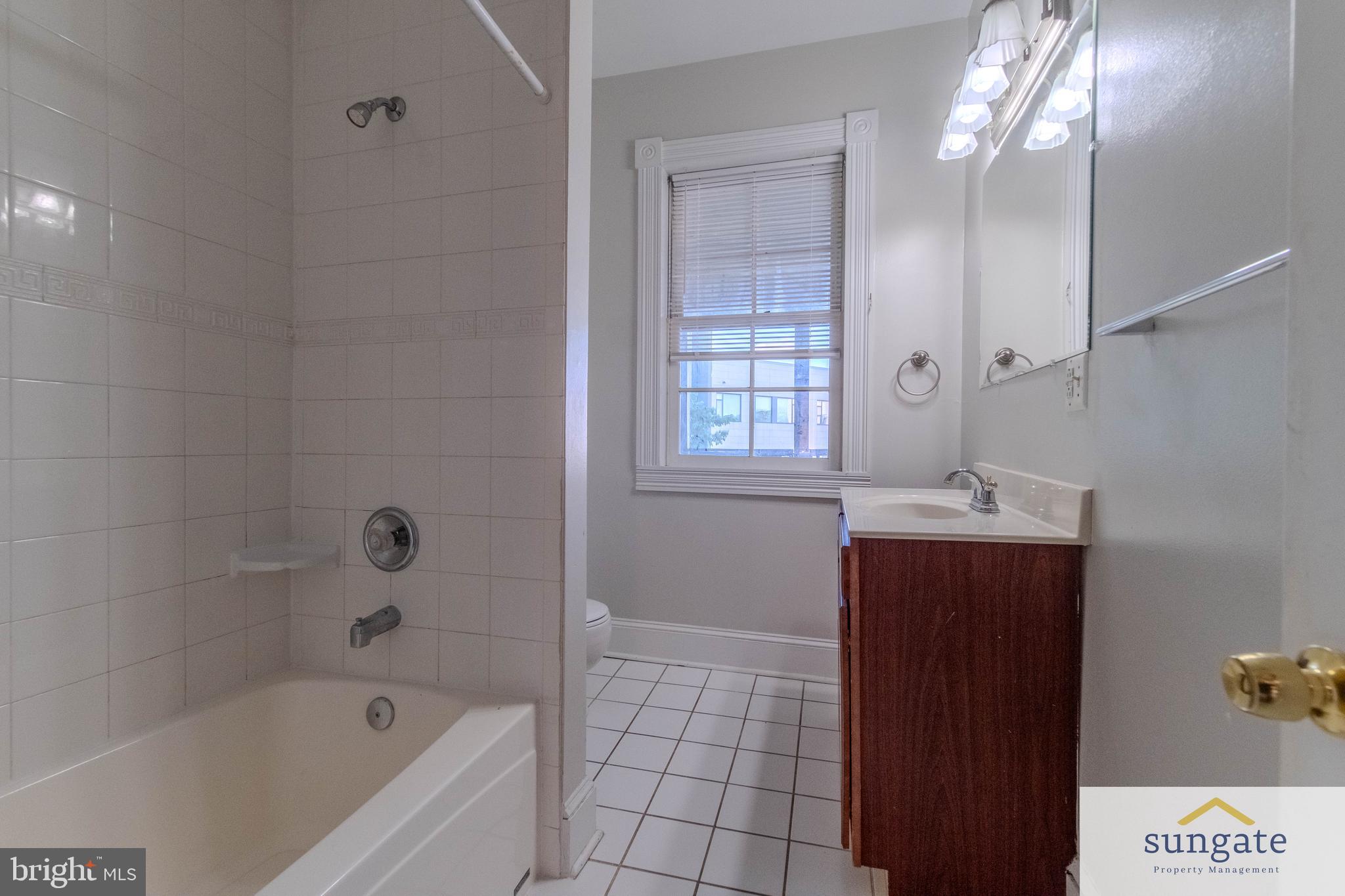 BOLTON HILL HISTORIC DISTRICT - Residential Income