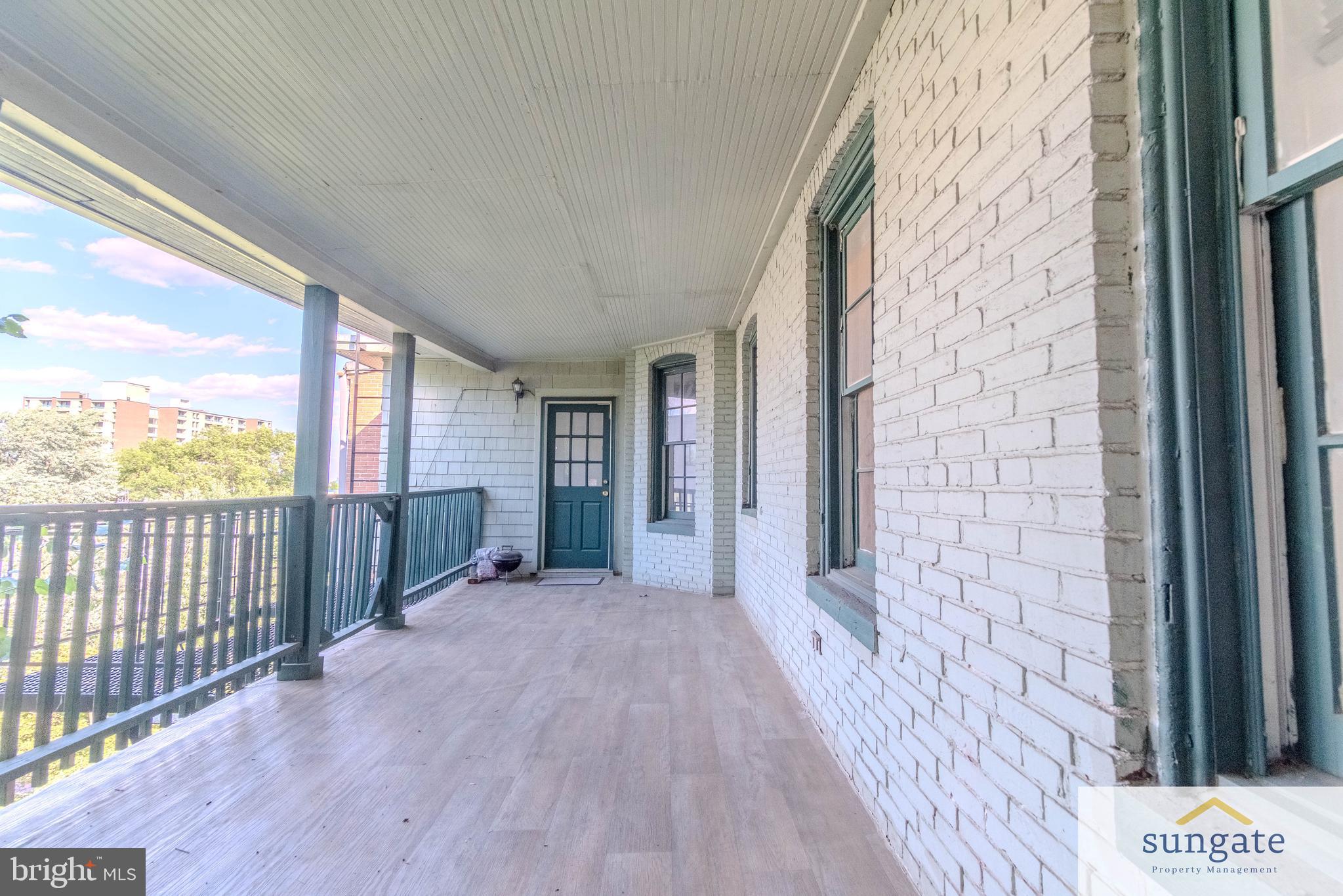 BOLTON HILL HISTORIC DISTRICT - Residential Income