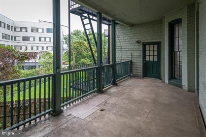 BOLTON HILL HISTORIC DISTRICT - Residential Income