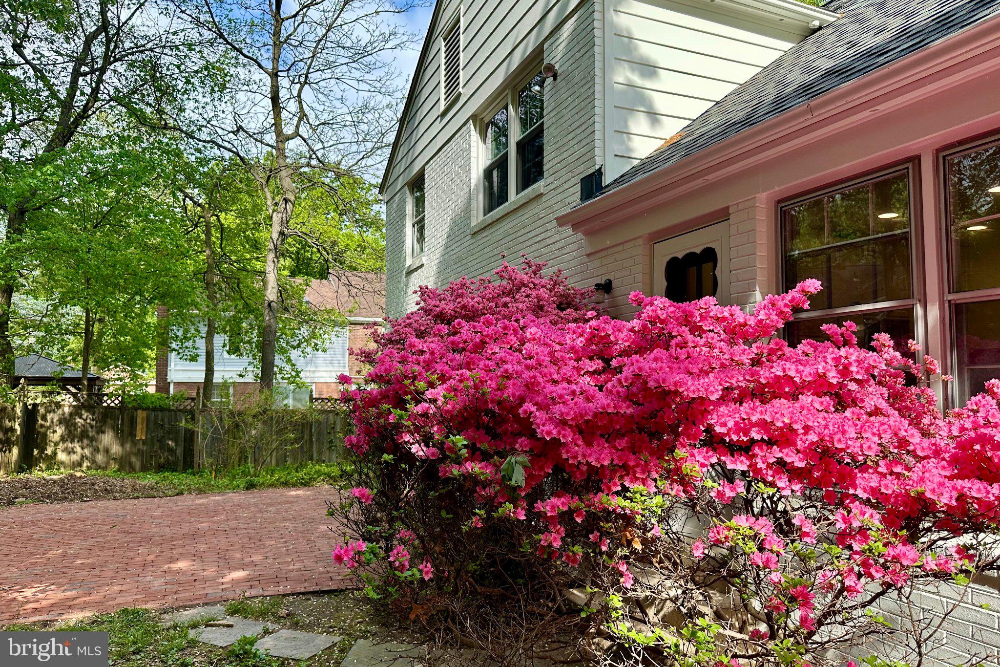 OLD FARM - Residential