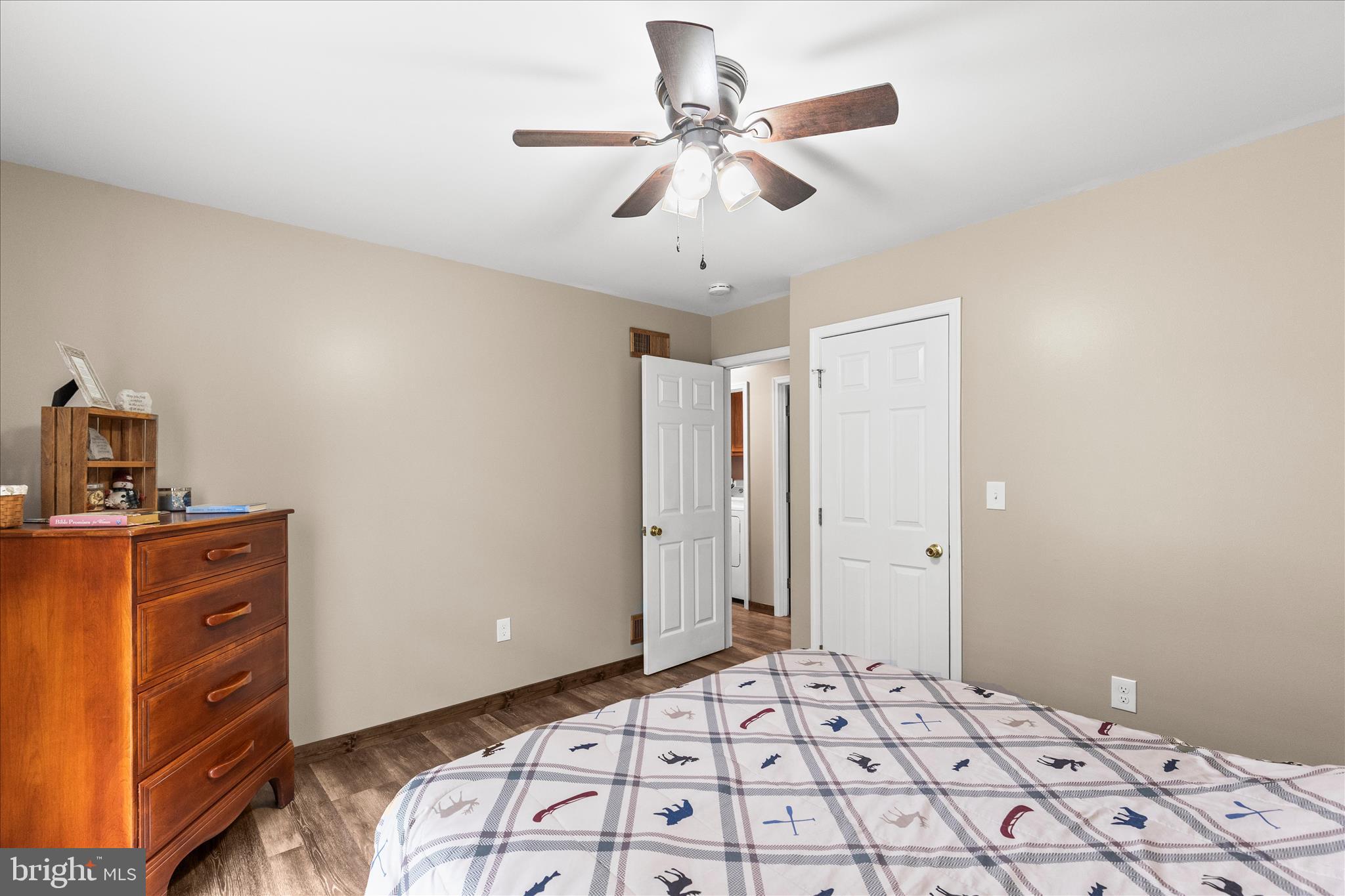 GLEN ROCK - Residential