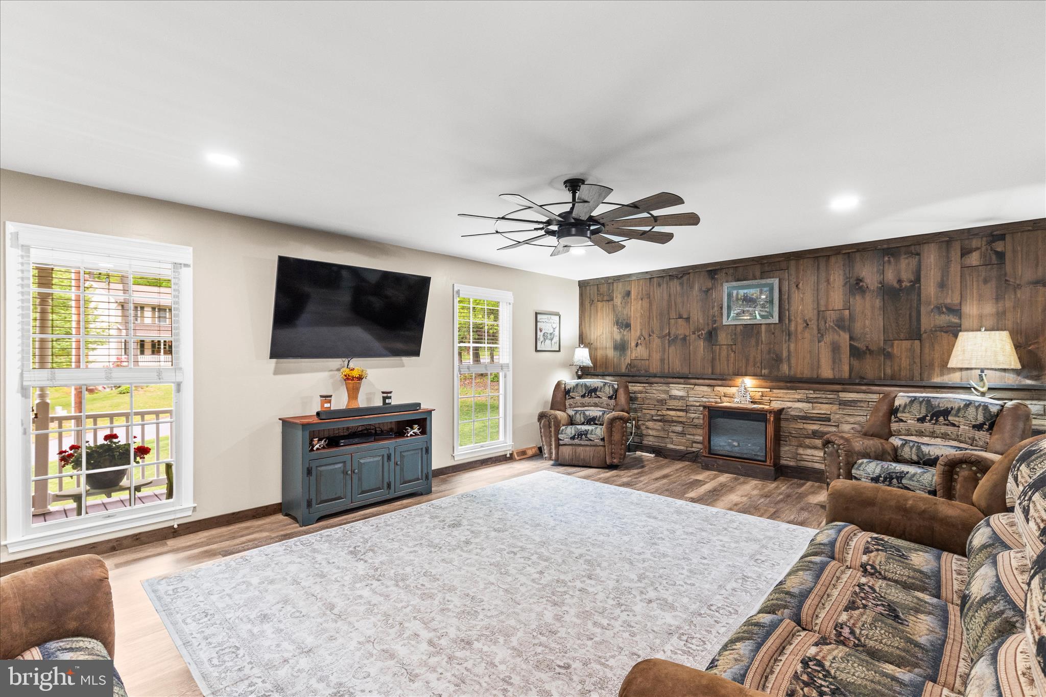 GLEN ROCK - Residential
