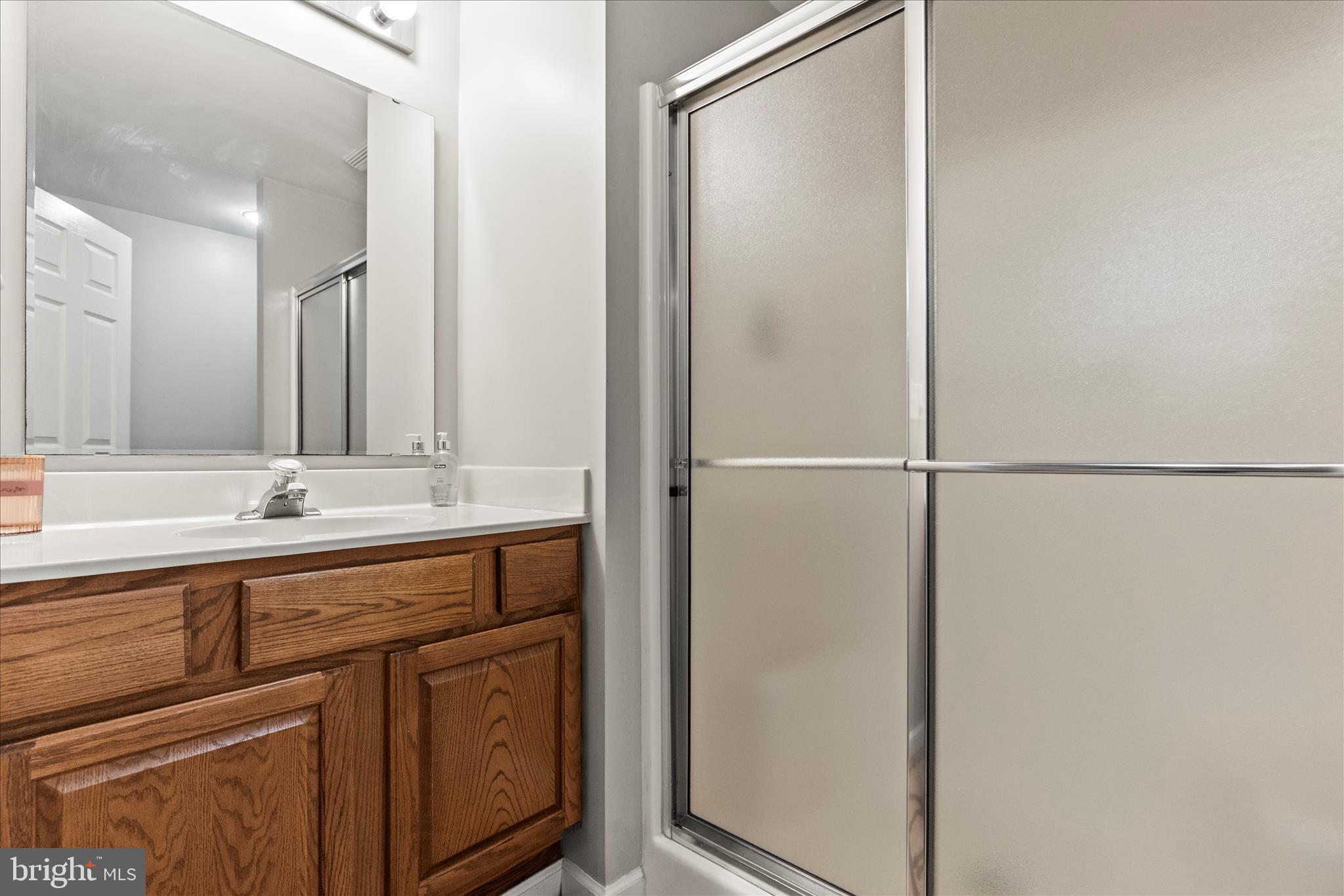 GLEN ROCK - Residential