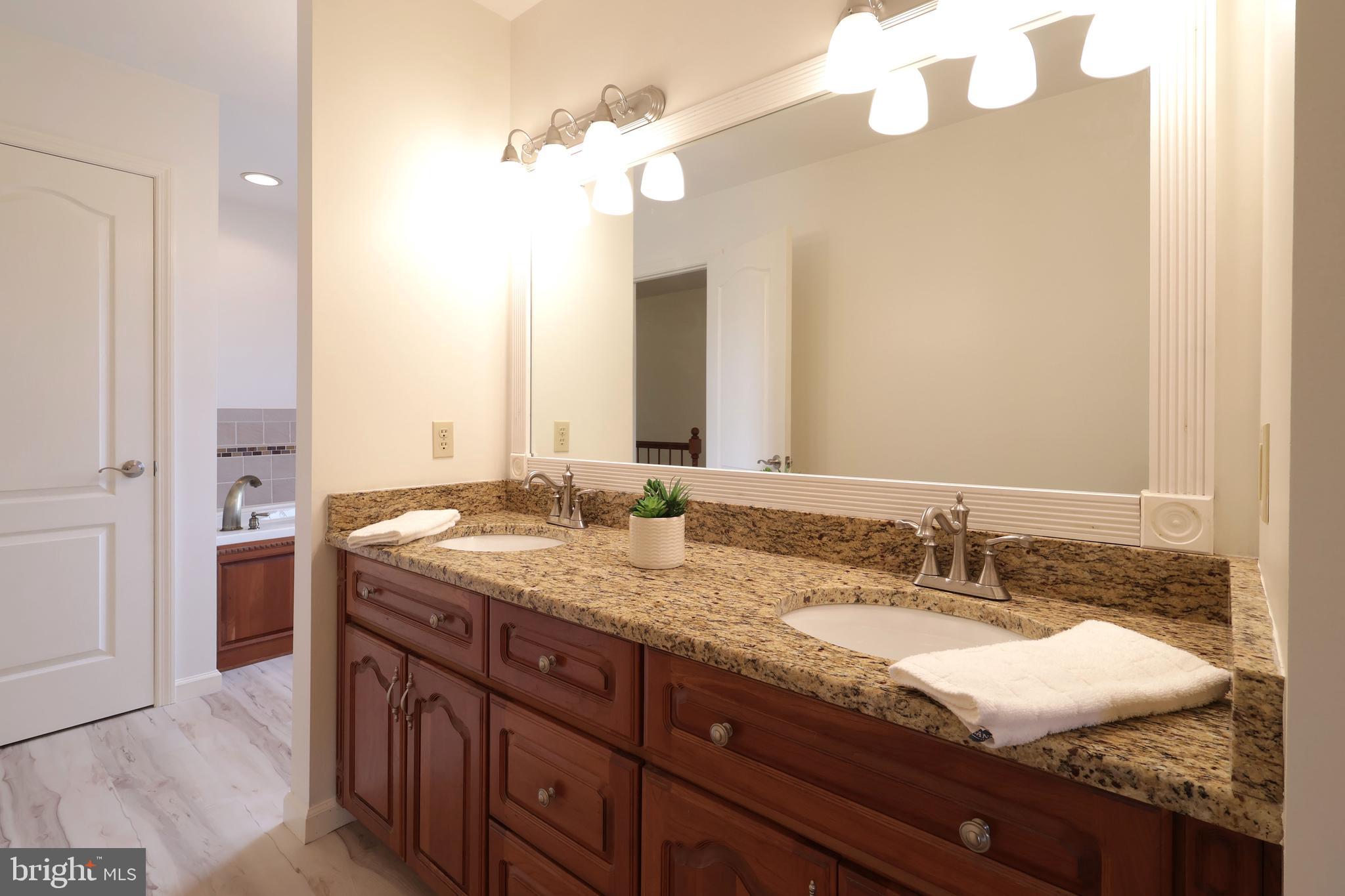 ROBINWOOD - Residential