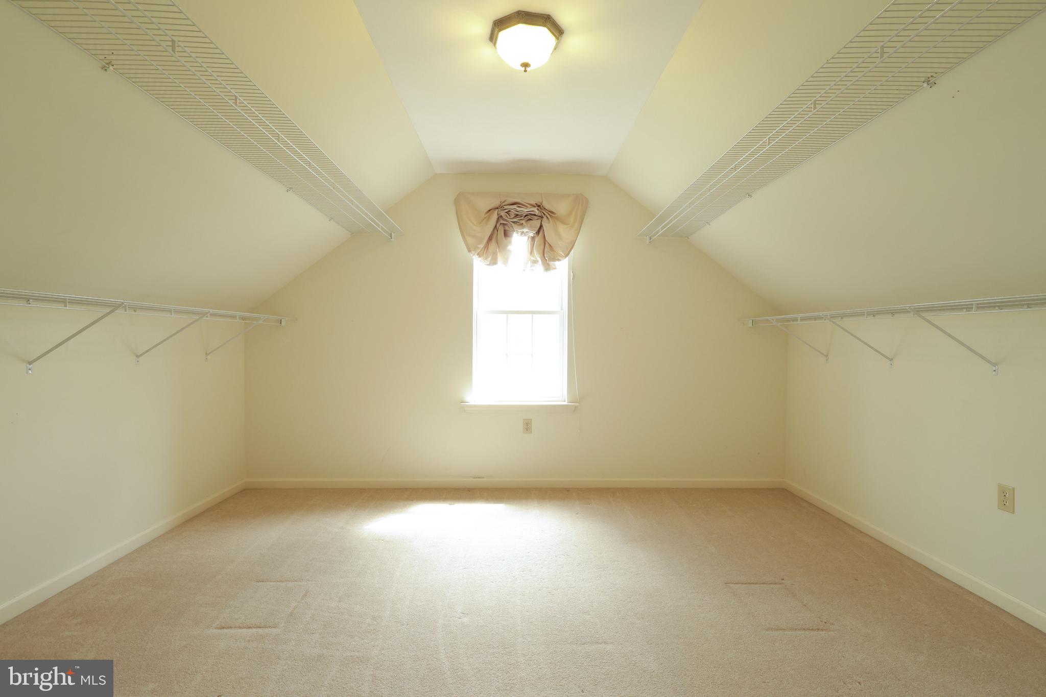 ROBINWOOD - Residential