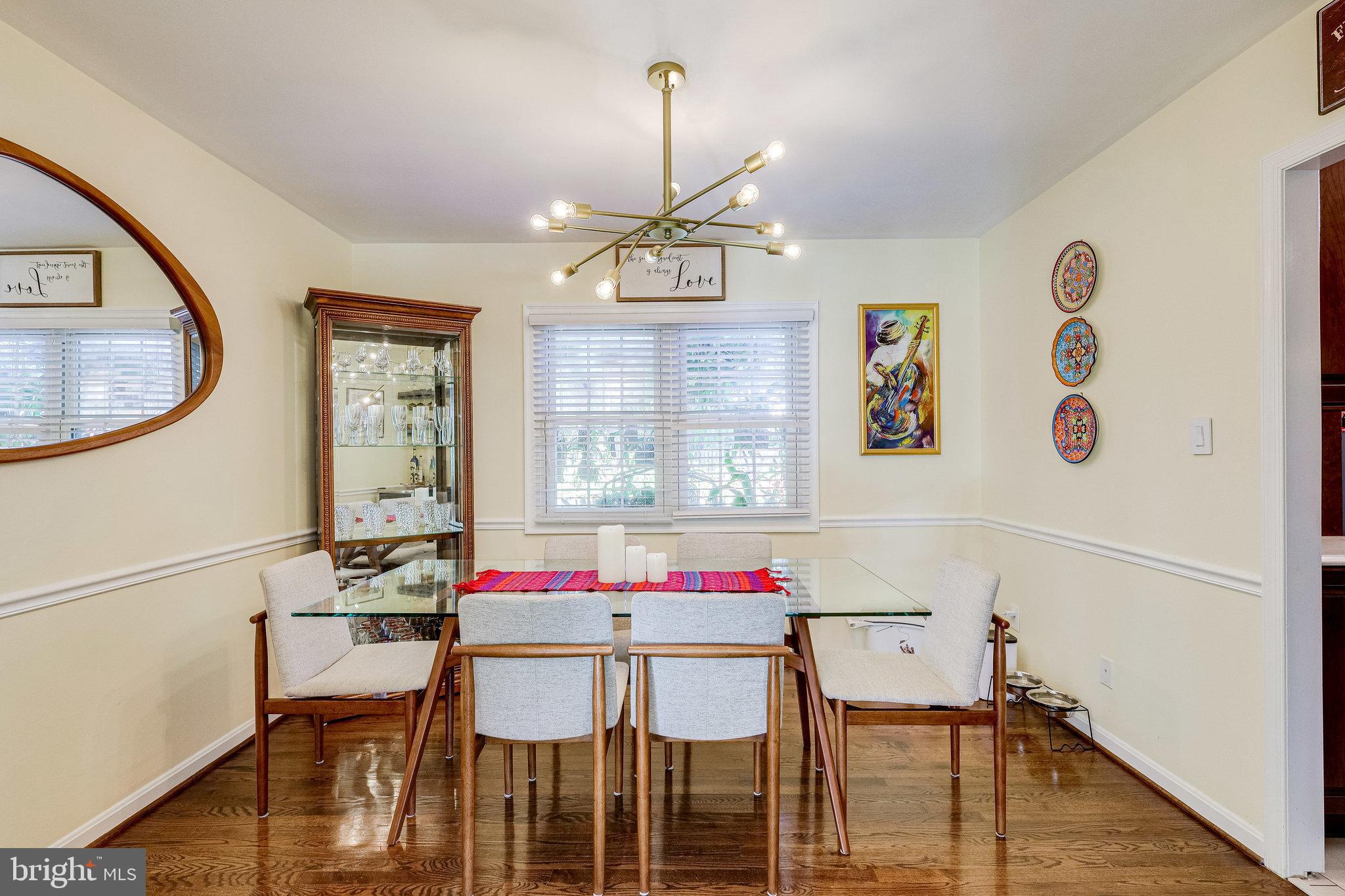 RIVERSIDE TERRACE - Residential Lease