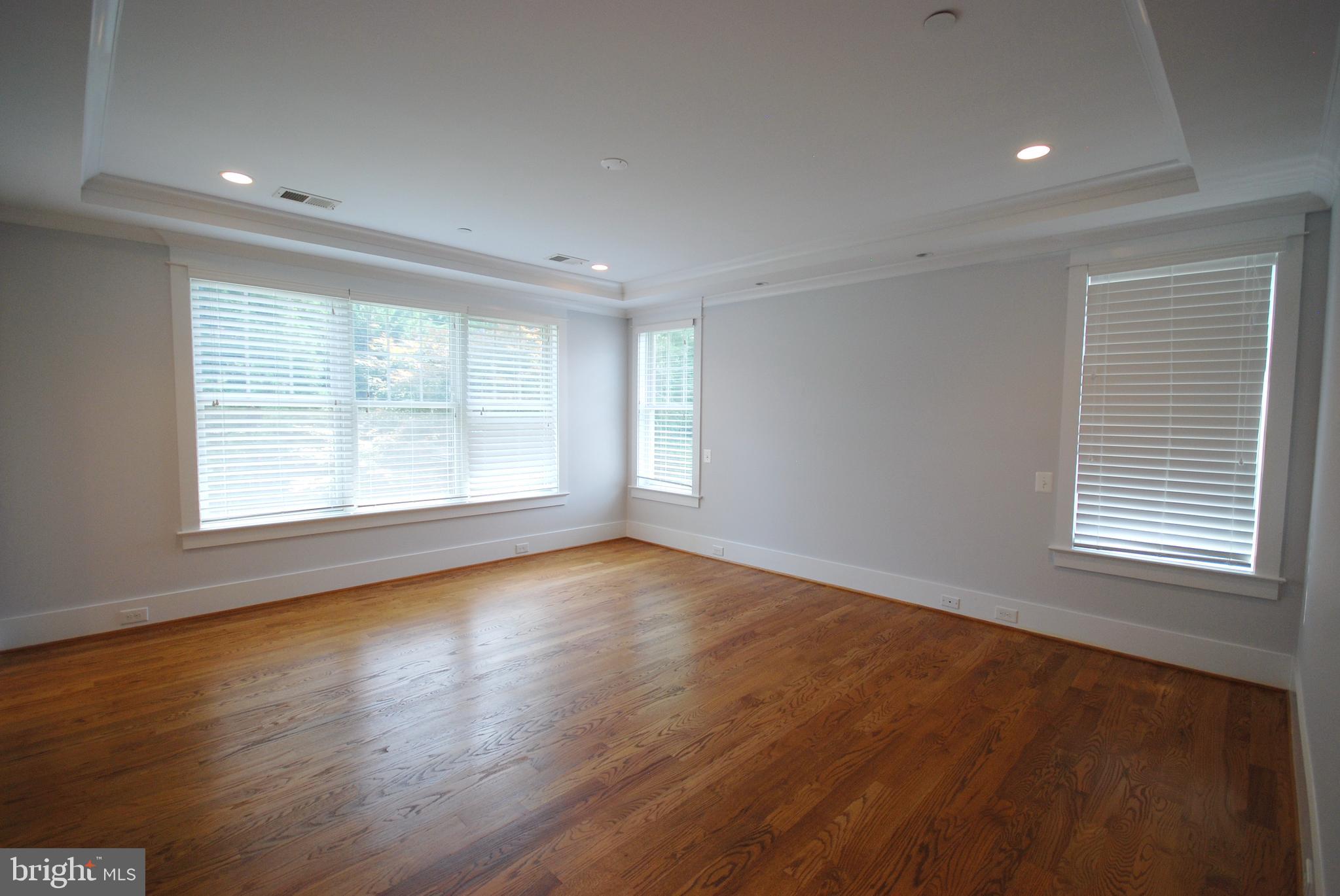 HUNTINGTON TERRACE - Residential Lease