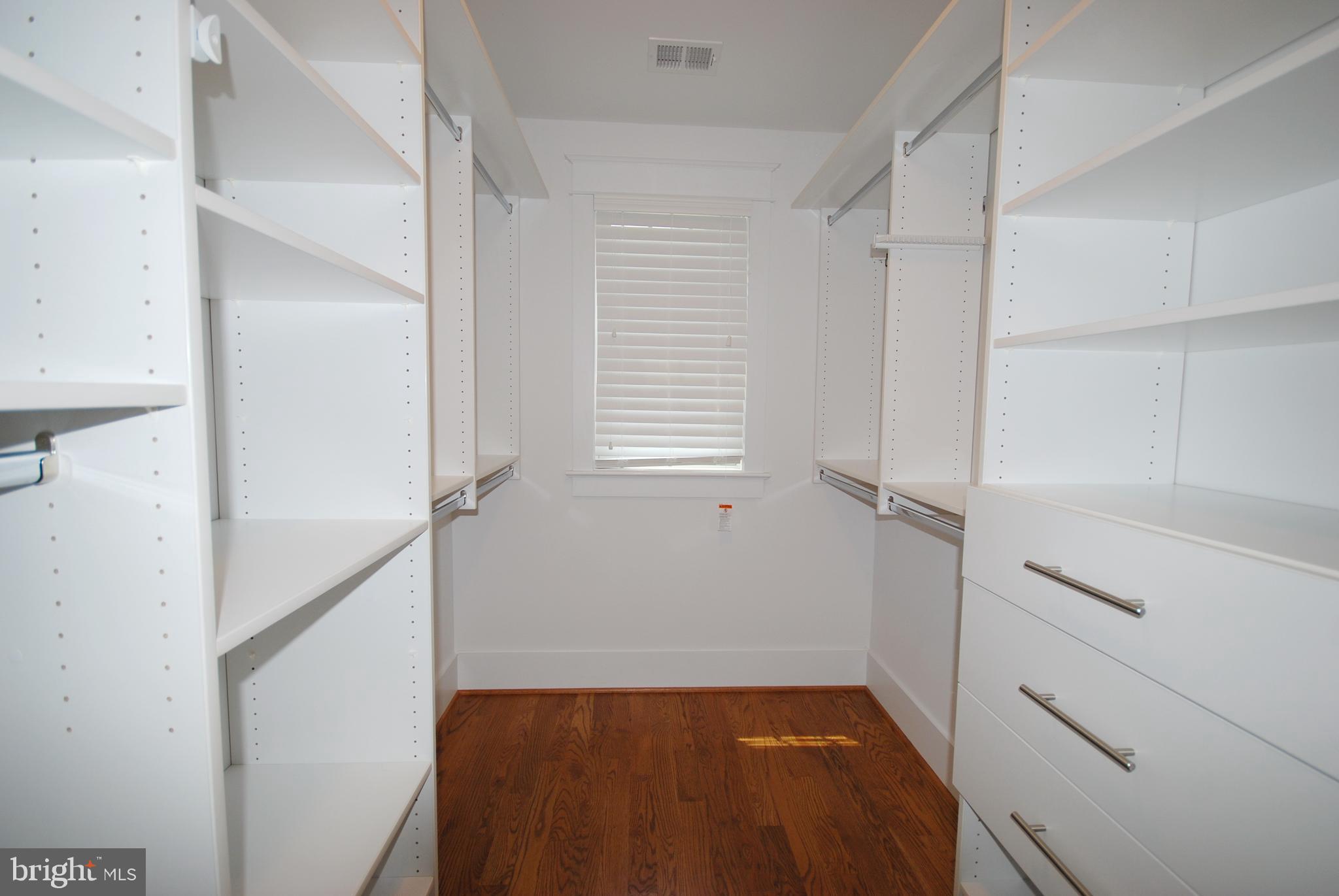 HUNTINGTON TERRACE - Residential Lease