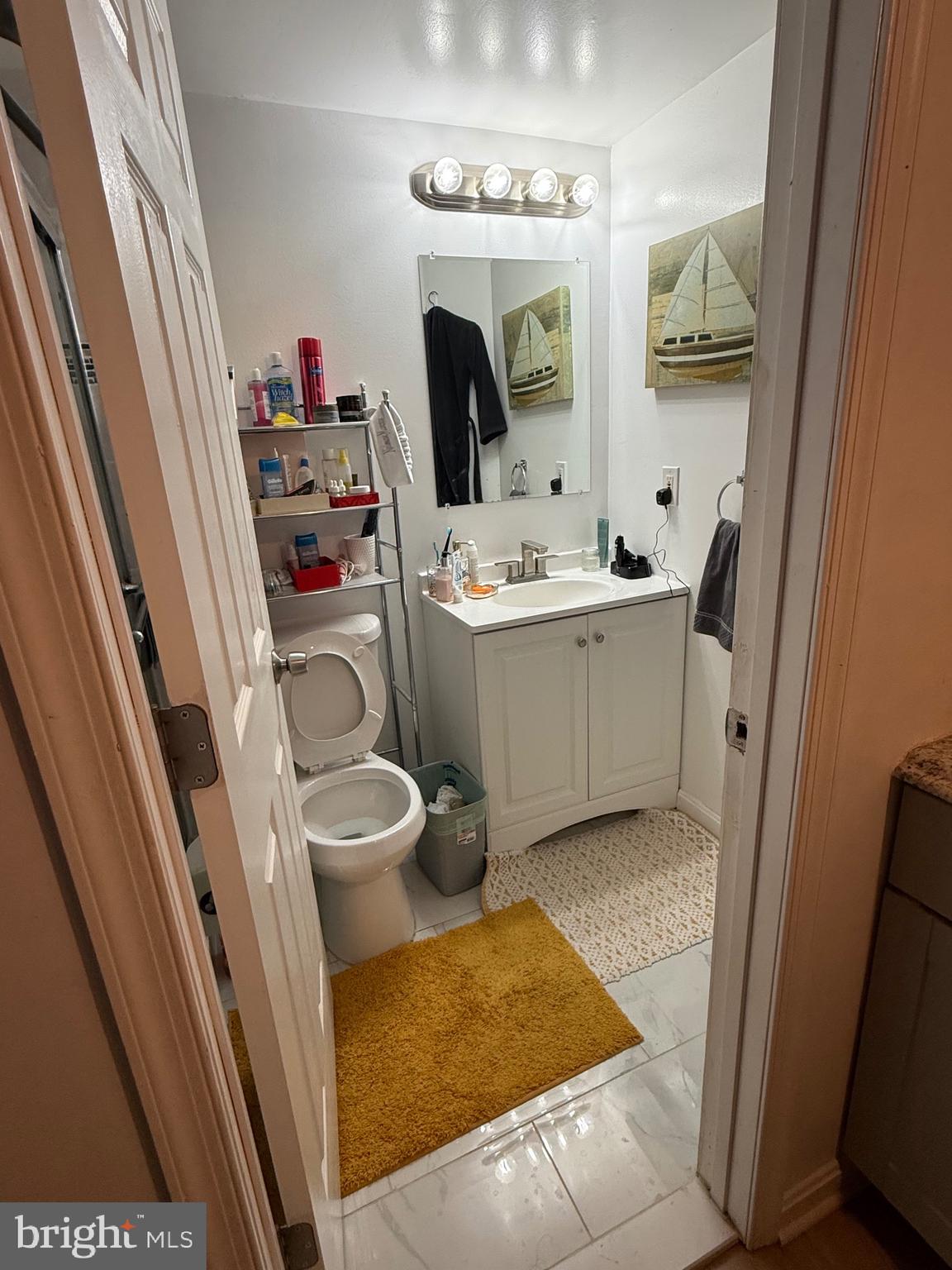 HOLMES RUN HEIGHTS - Residential Lease