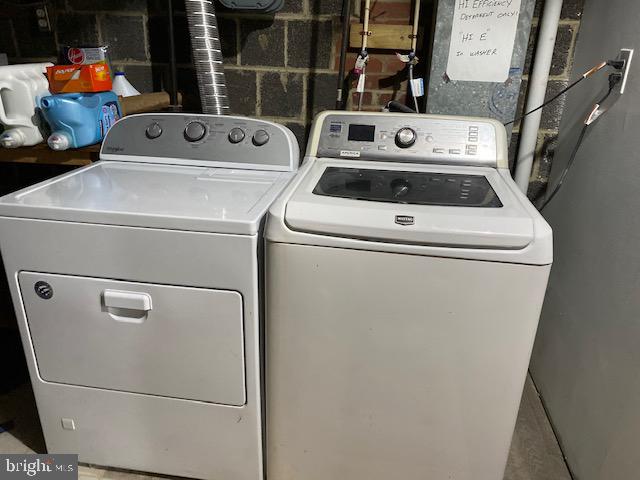 HOLMES RUN HEIGHTS - Residential Lease