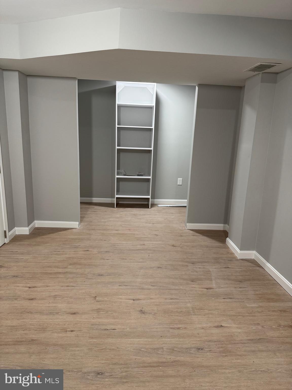 HOLMES RUN HEIGHTS - Residential Lease