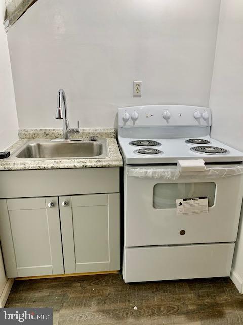 HOLMES RUN HEIGHTS - Residential Lease