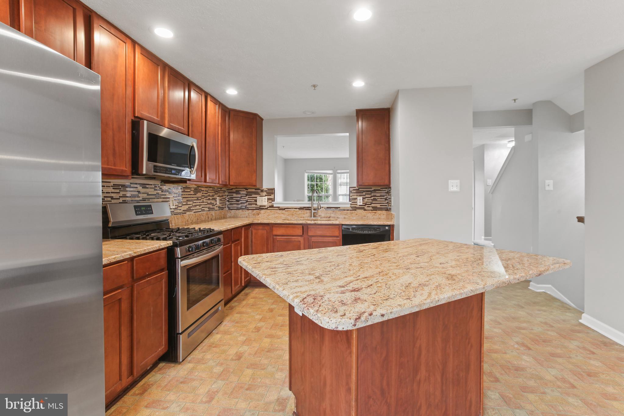 MIRAMAR LANDING - Residential