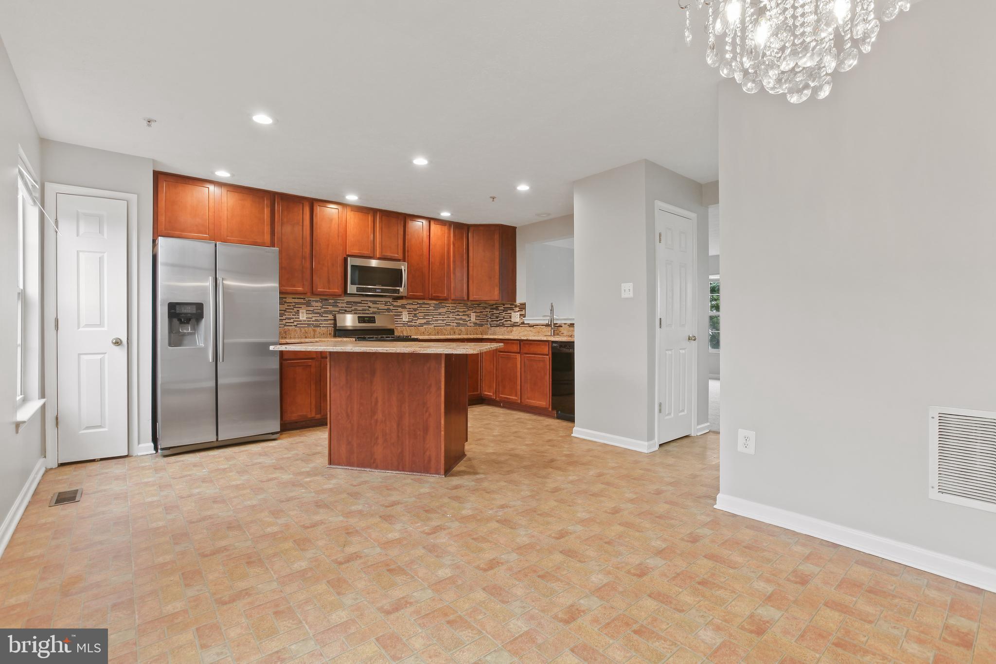 MIRAMAR LANDING - Residential