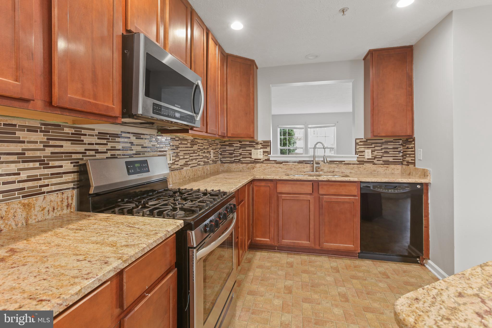 MIRAMAR LANDING - Residential