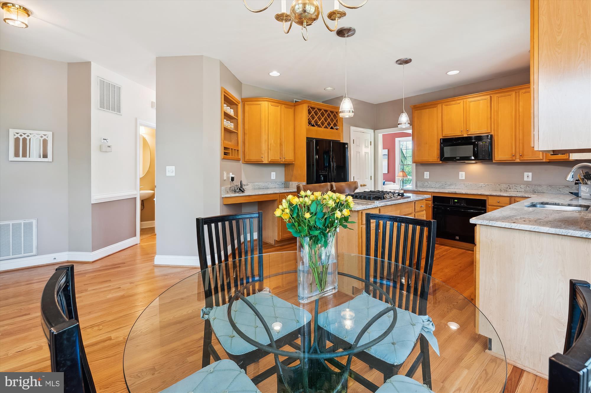 AURA HEIGHTS - Residential