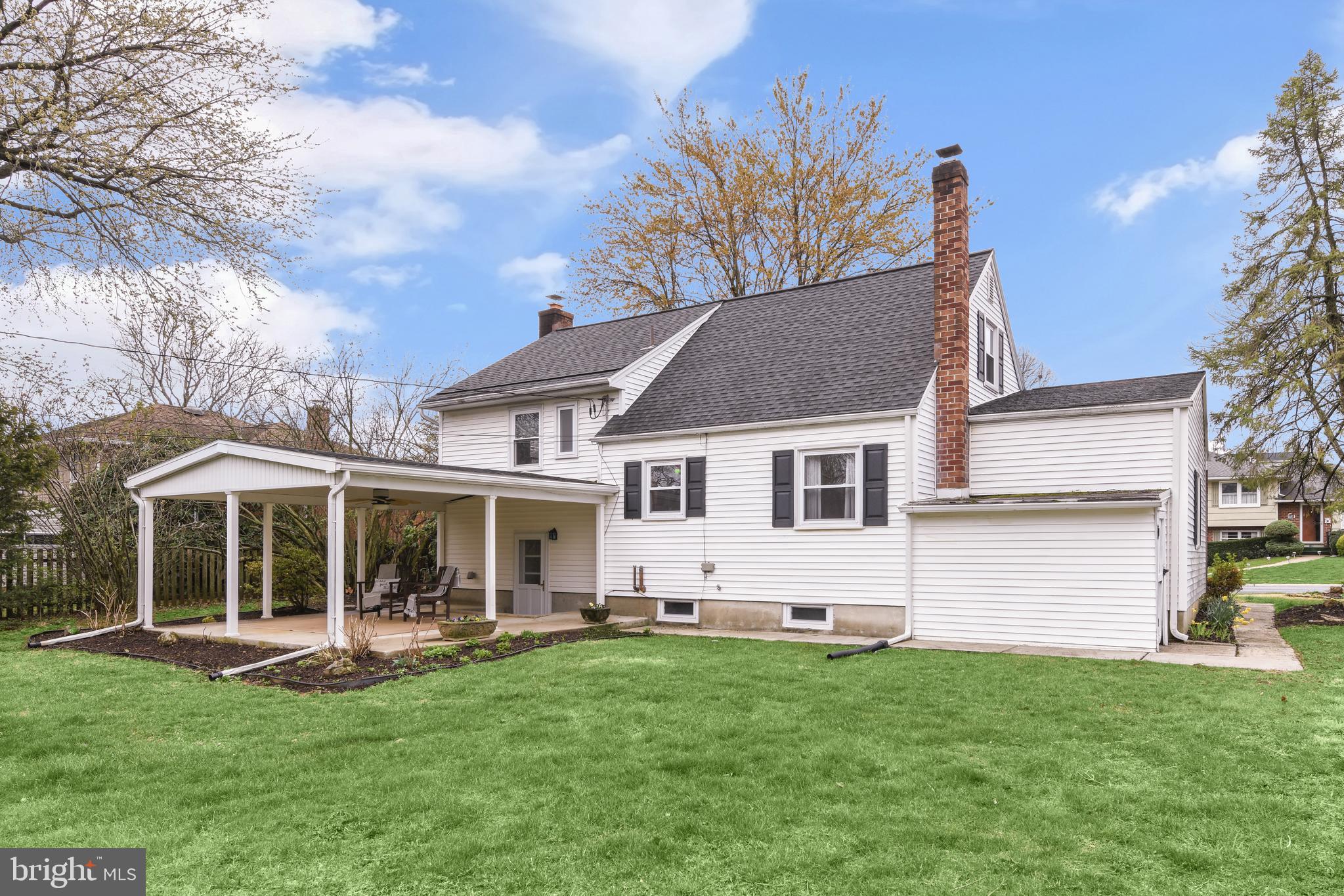 MIDVALE MANOR - Residential