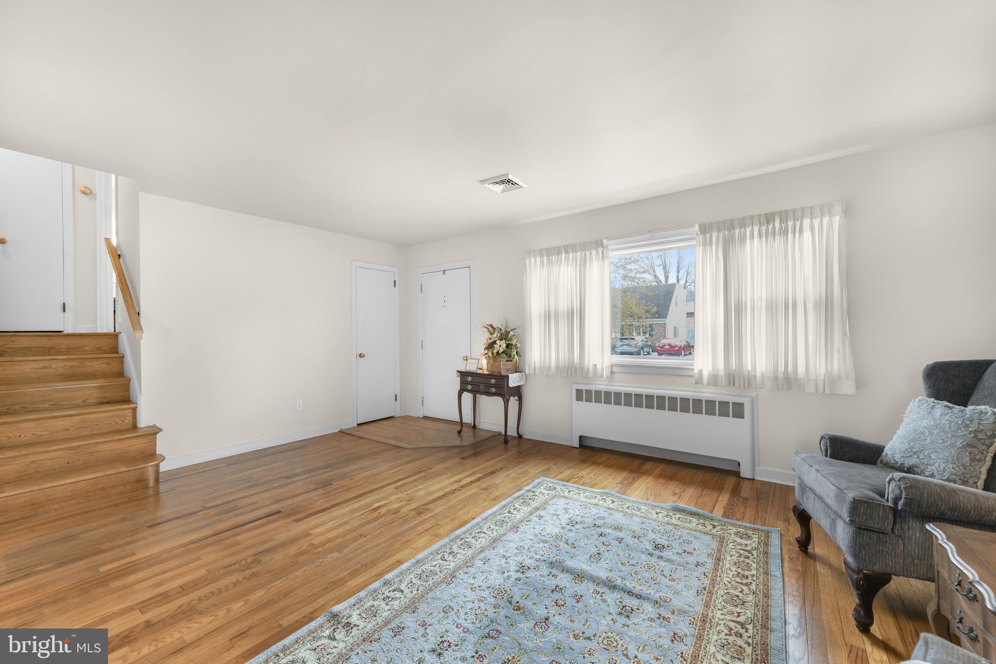 MIDVALE MANOR - Residential