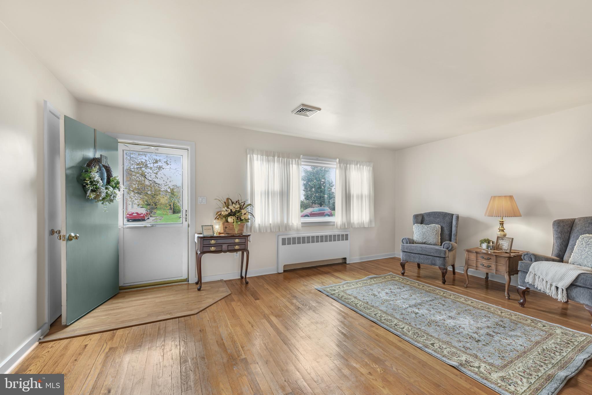 MIDVALE MANOR - Residential