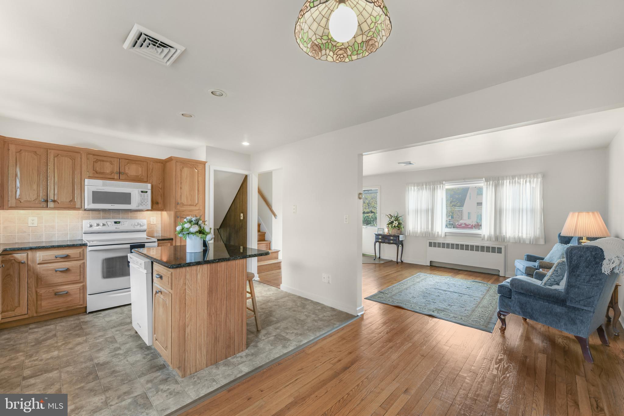 MIDVALE MANOR - Residential