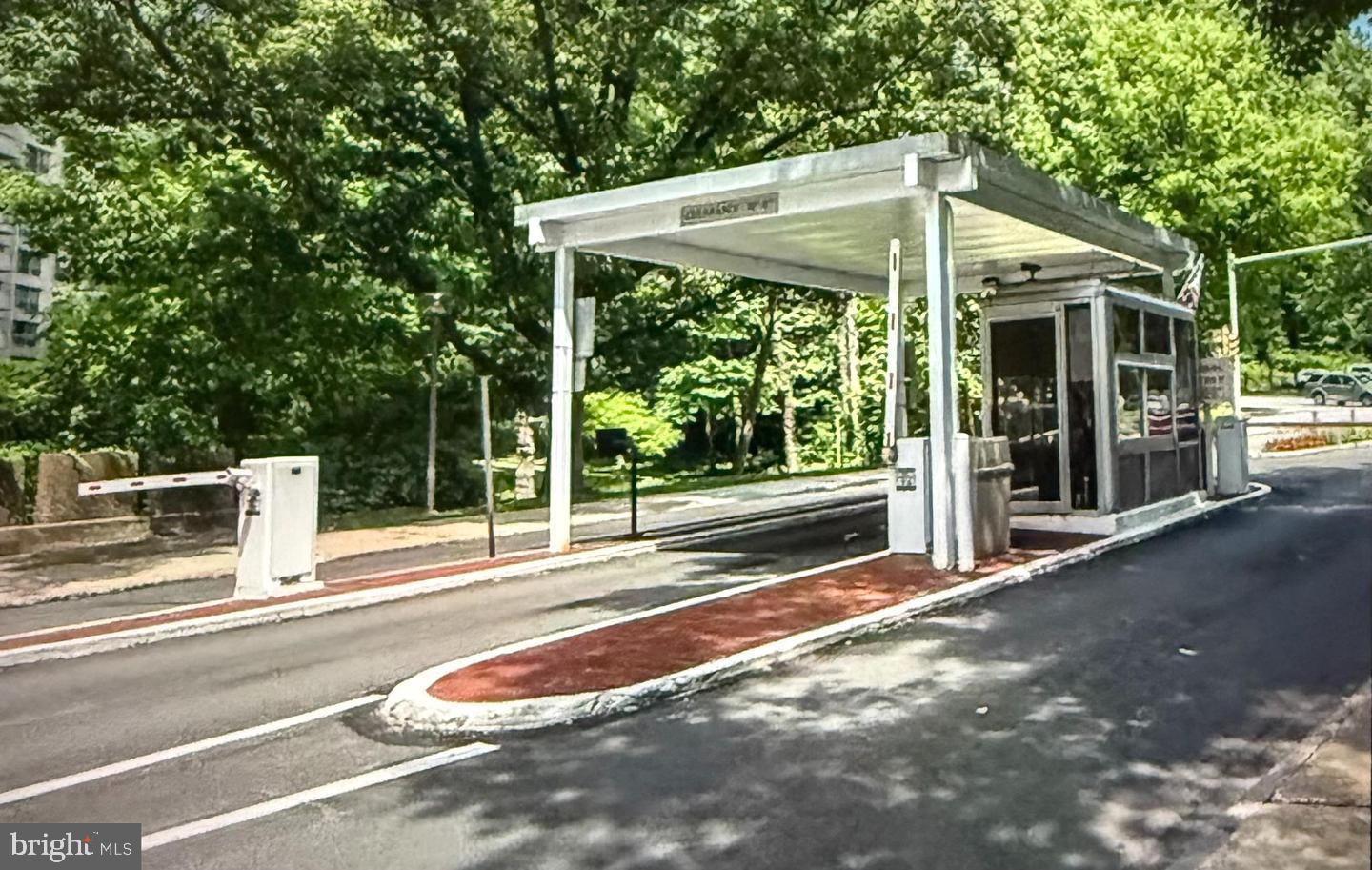 WYNNEWOOD - Residential