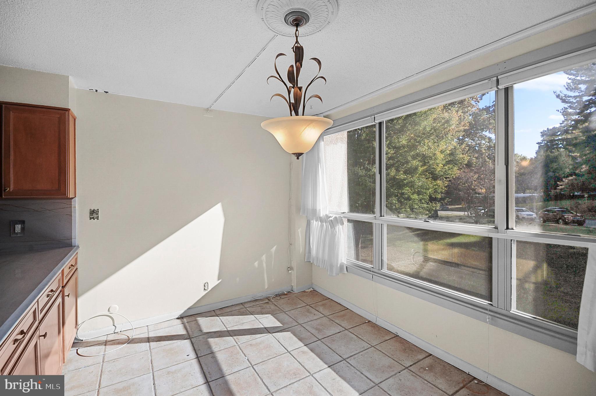 WYNNEWOOD - Residential