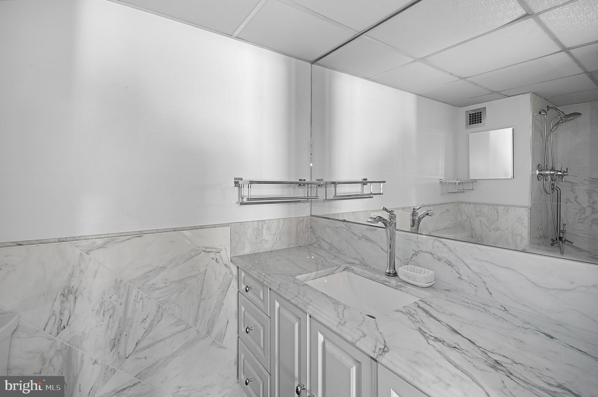 WYNNEWOOD - Residential