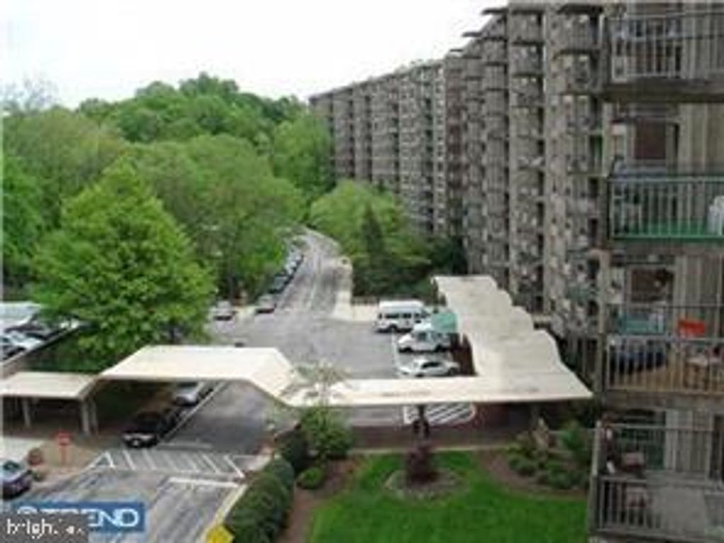 Photo of 1001 City Avenue #EC206, WYNNEWOOD, PA 19096 (MLS # PAMC2154892)