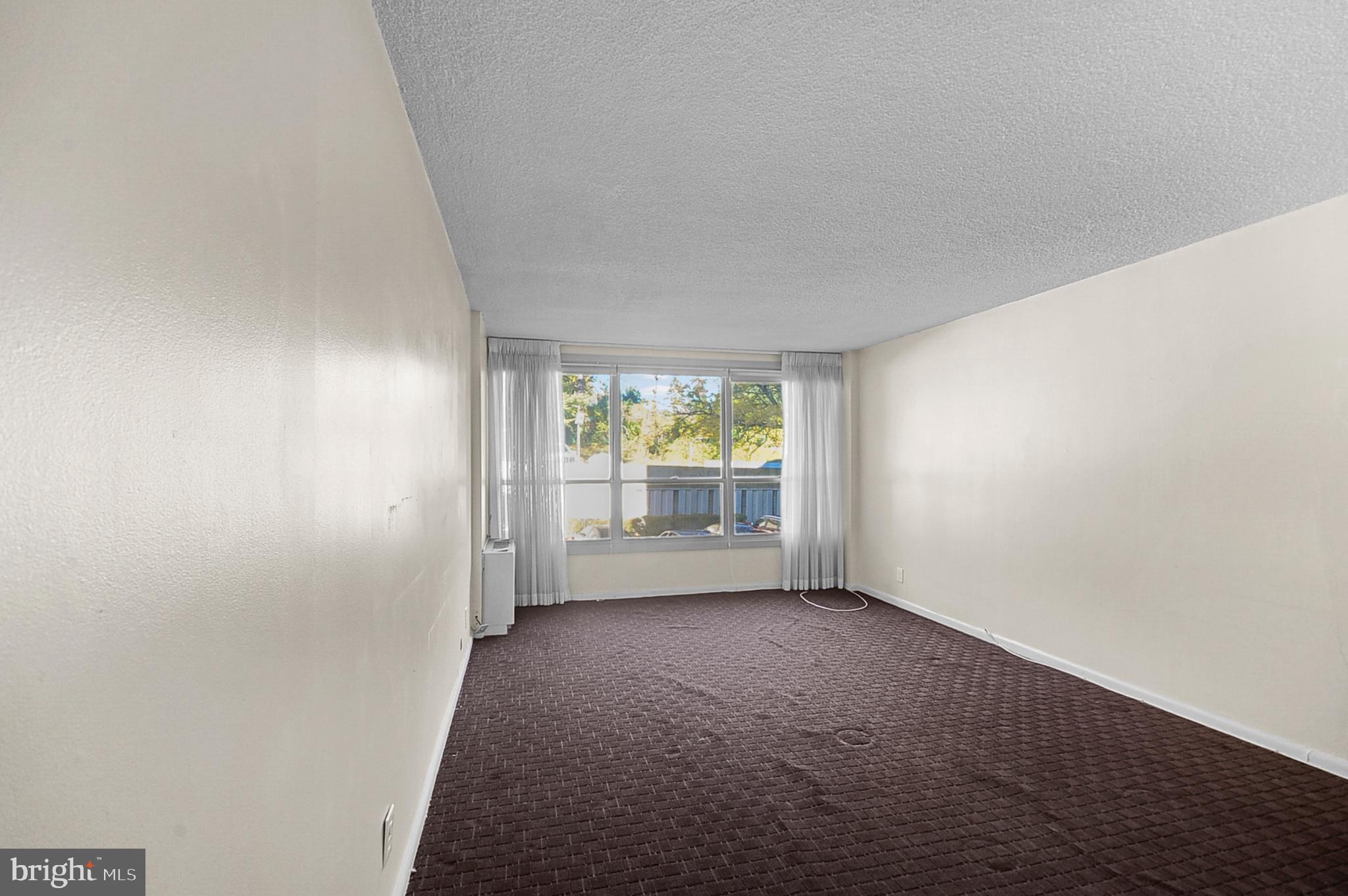 WYNNEWOOD - Residential