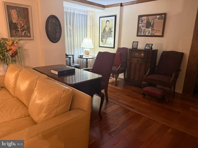 WYNNEWOOD - Residential