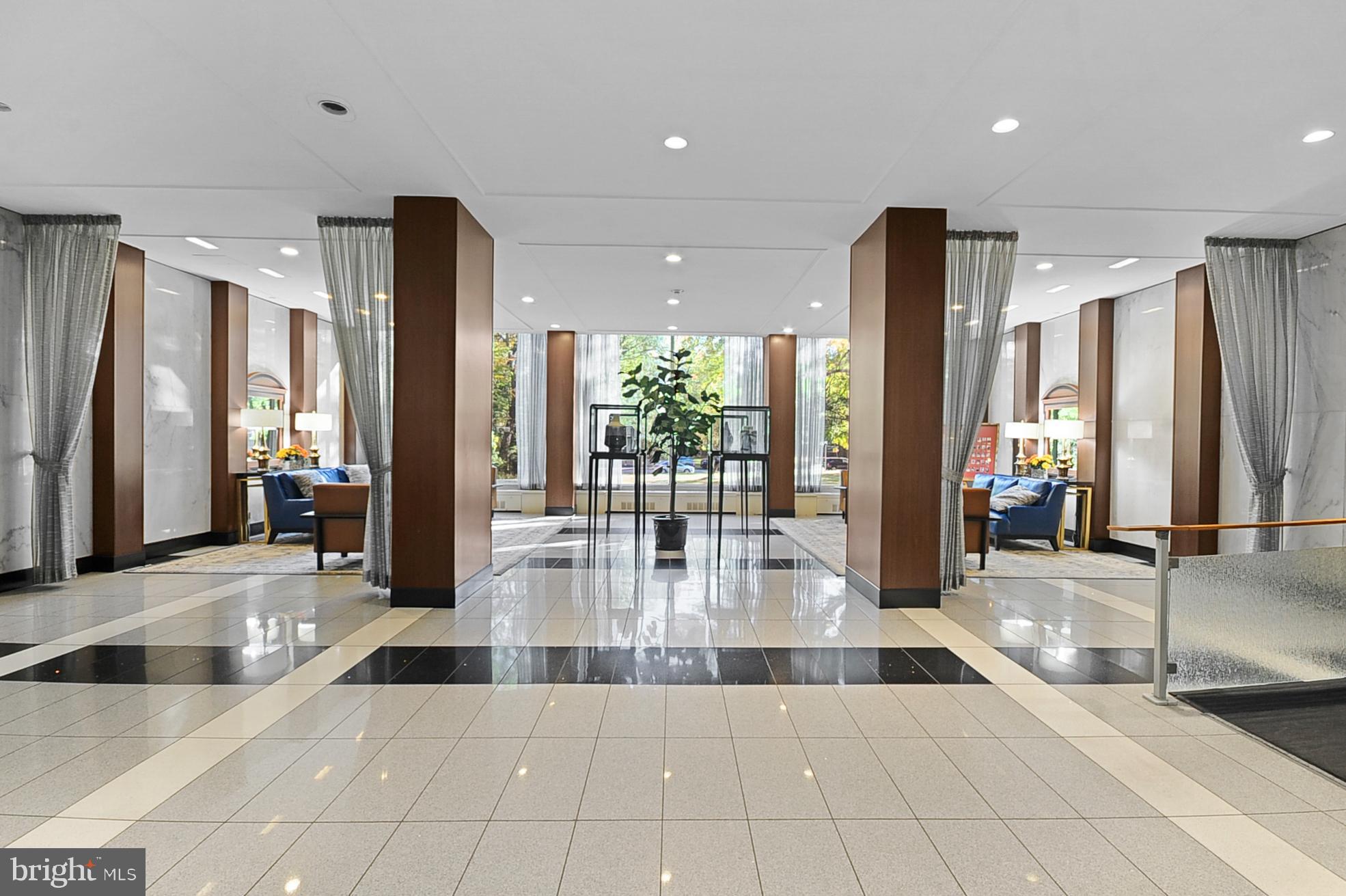 WYNNEWOOD - Residential