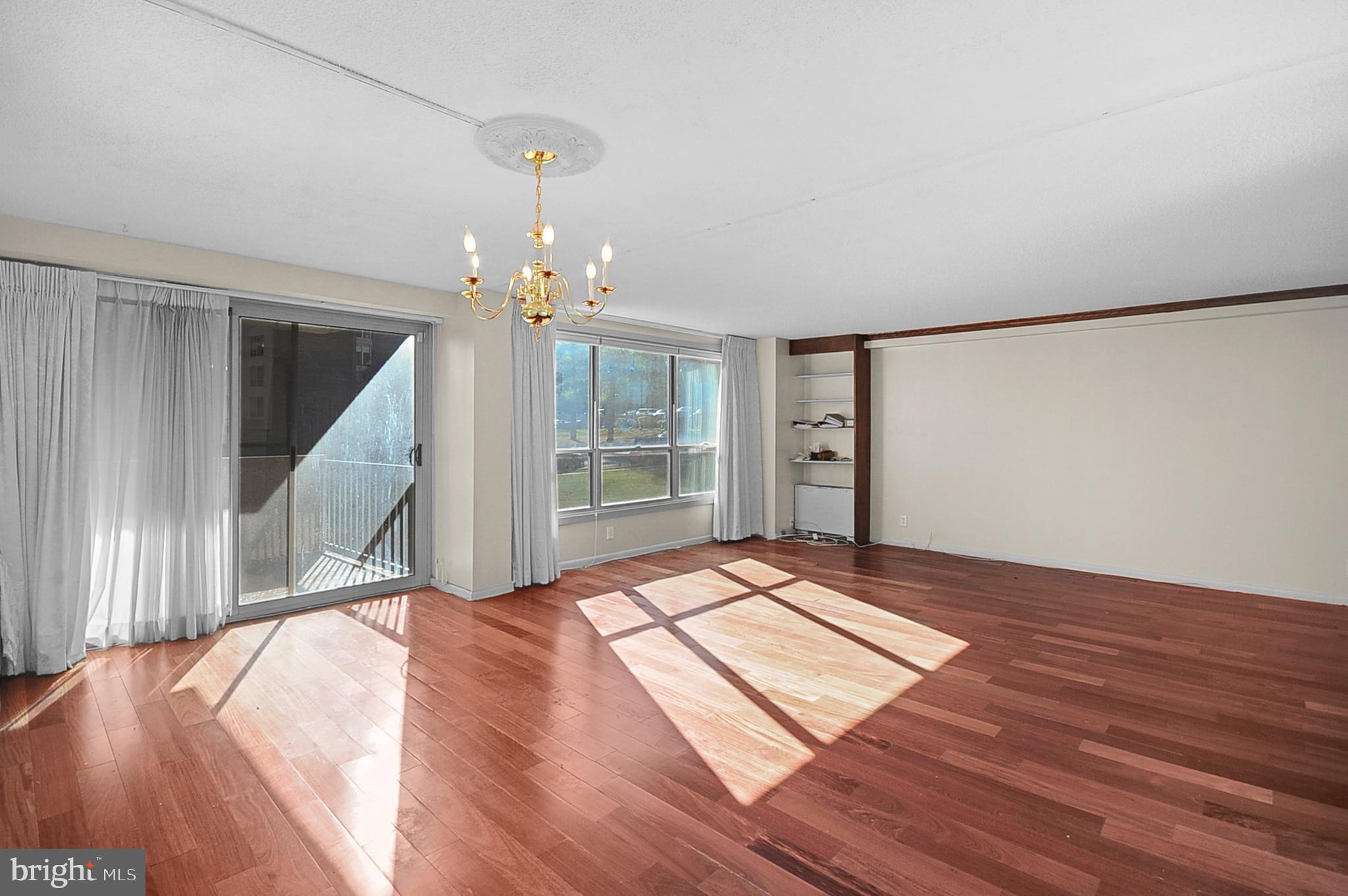 WYNNEWOOD - Residential