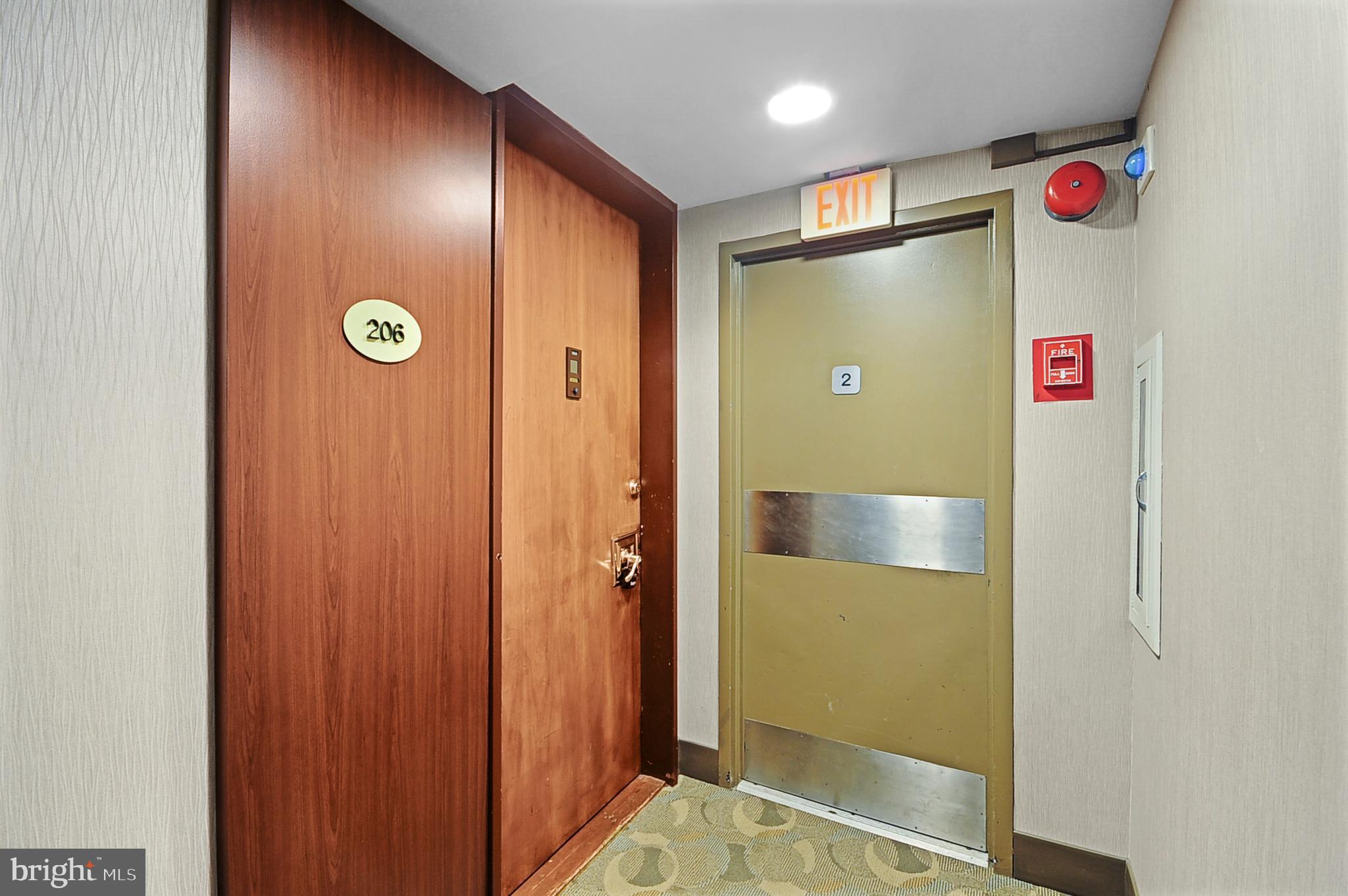 WYNNEWOOD - Residential