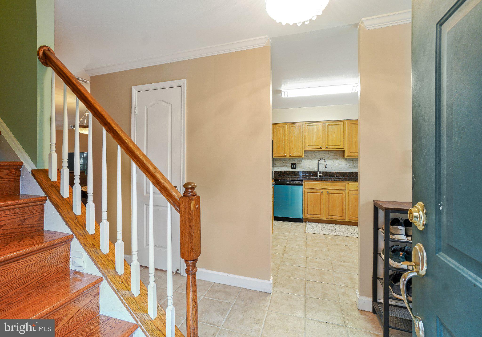 4045 CHESTERWOOD DRIVE 4045