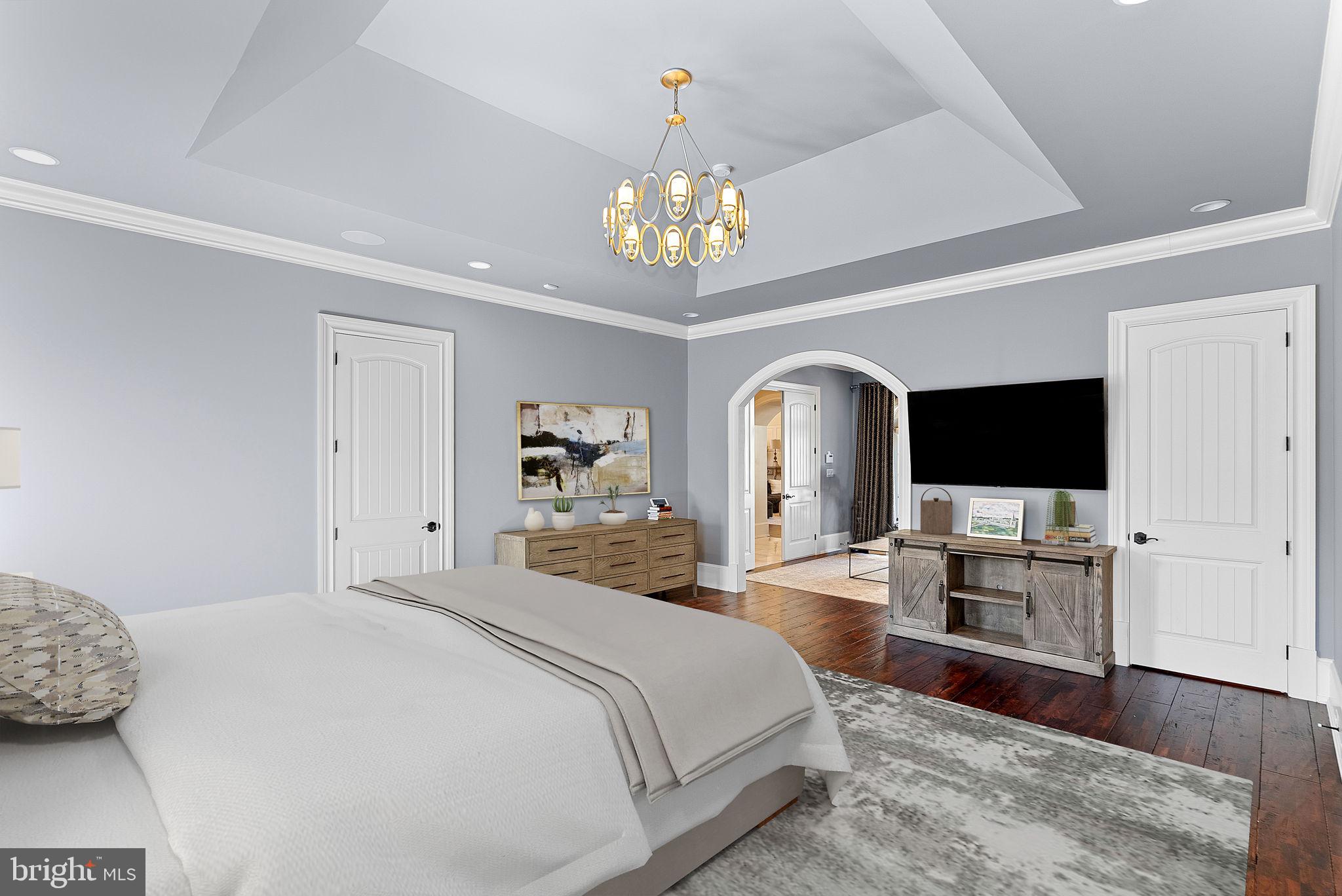 CREIGHTON FARMS - Residential