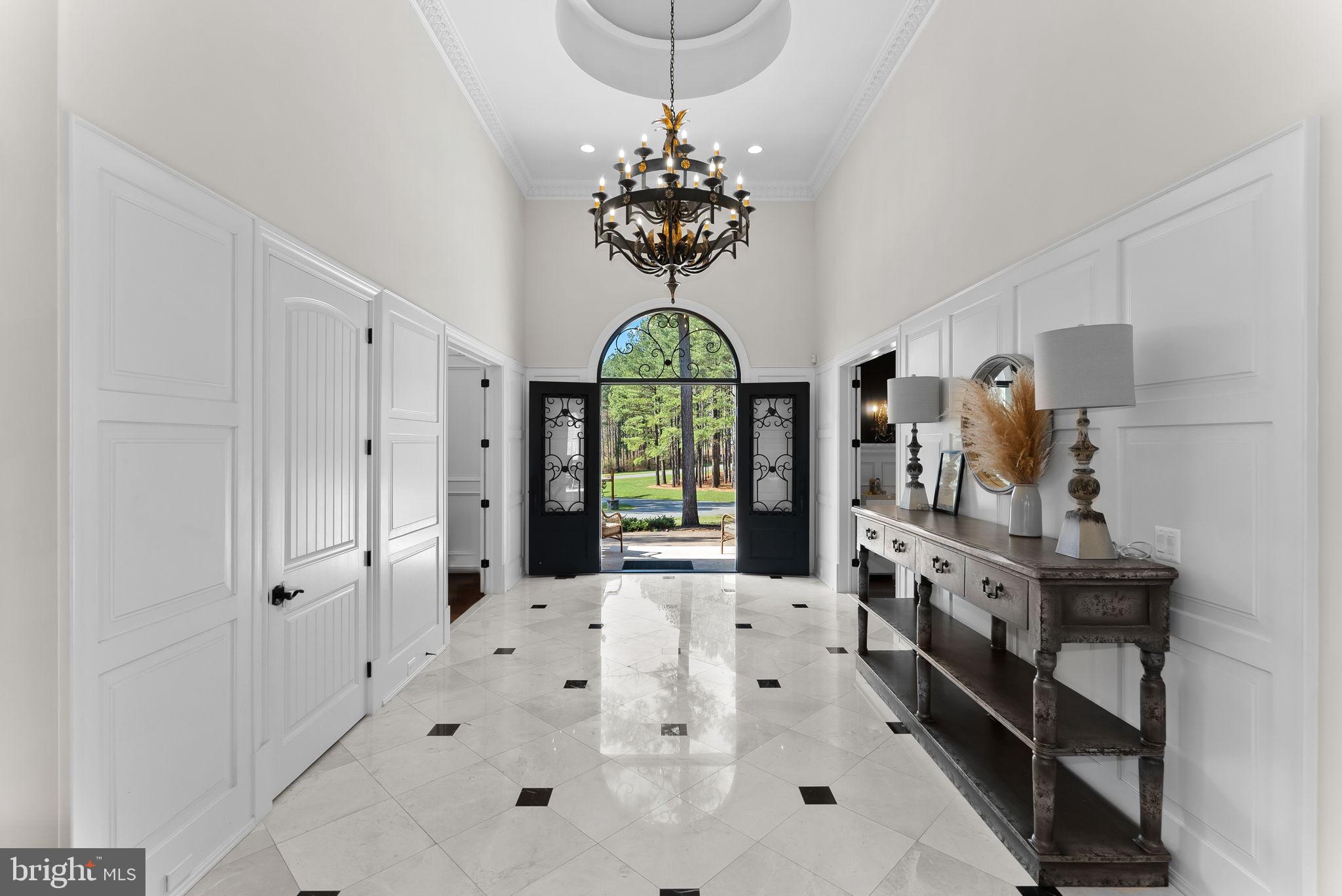 CREIGHTON FARMS - Residential