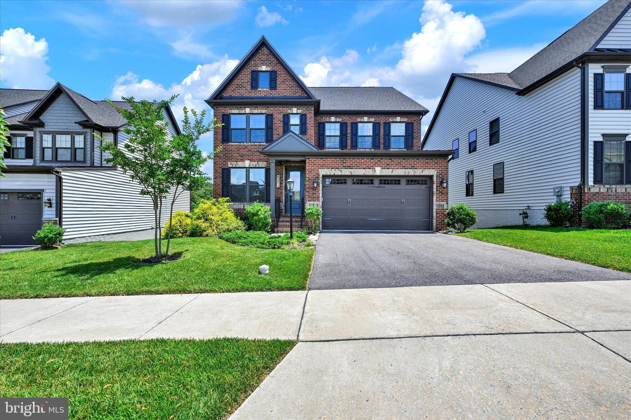 6071 FALLFISH COURT