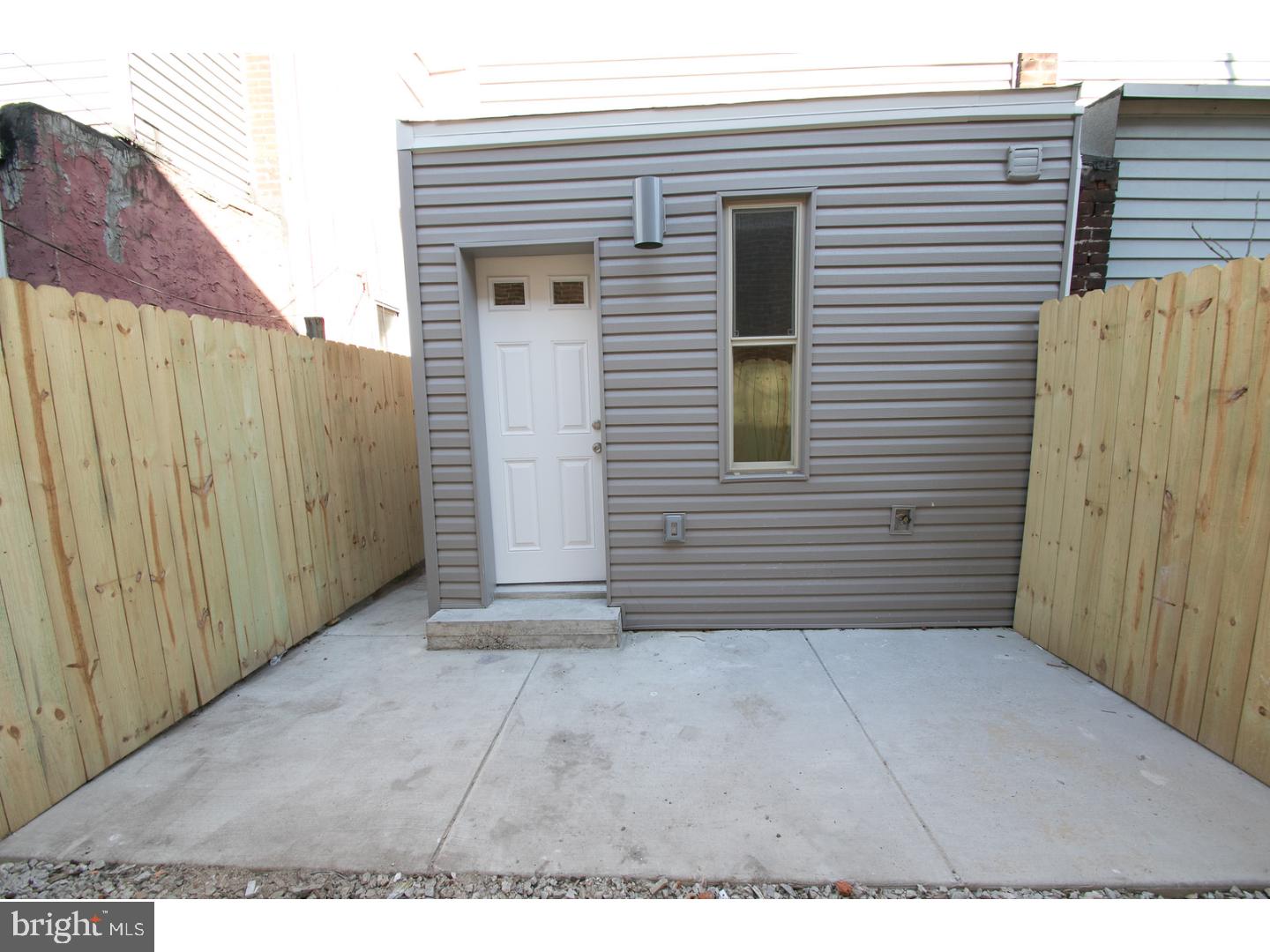 POINT BREEZE - Residential