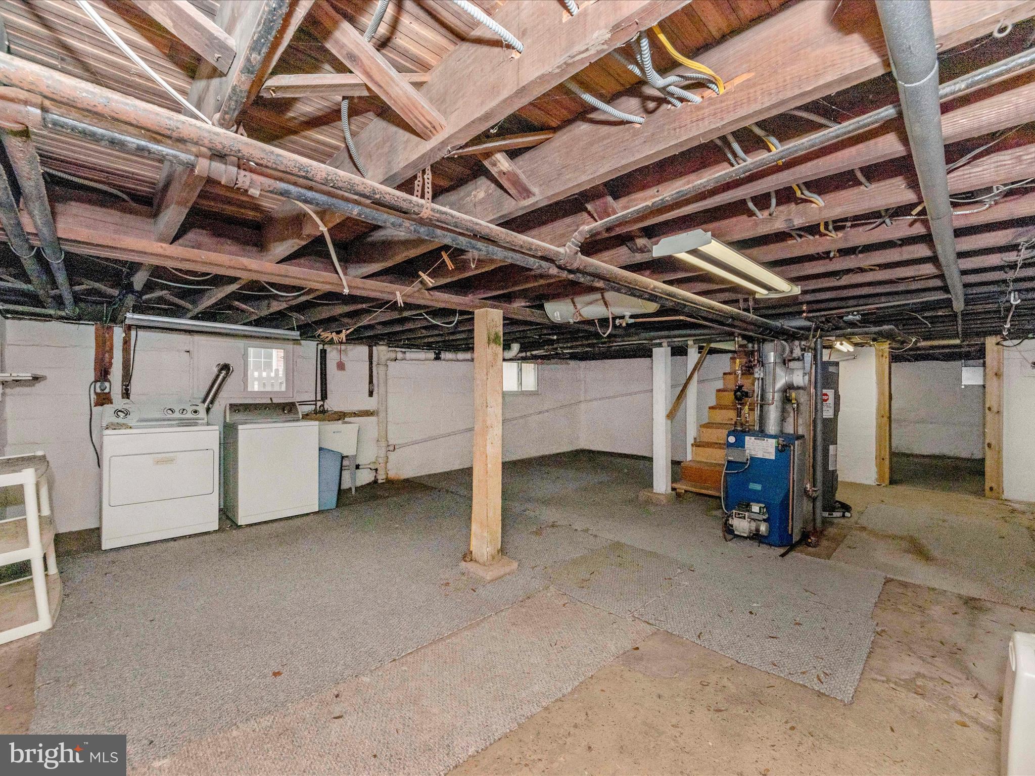 HYATTSVILLE HILLS - Residential