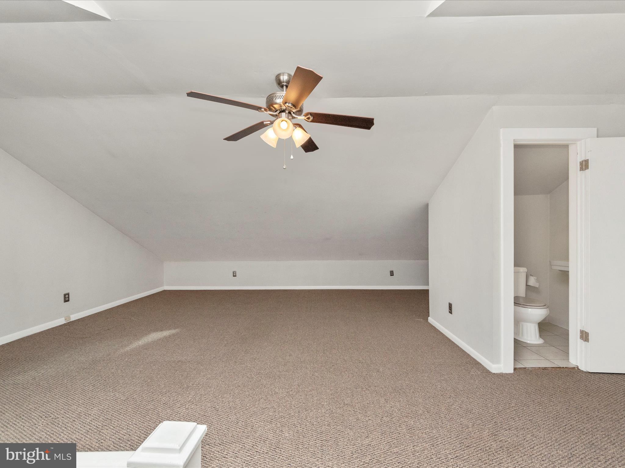 HYATTSVILLE HILLS - Residential