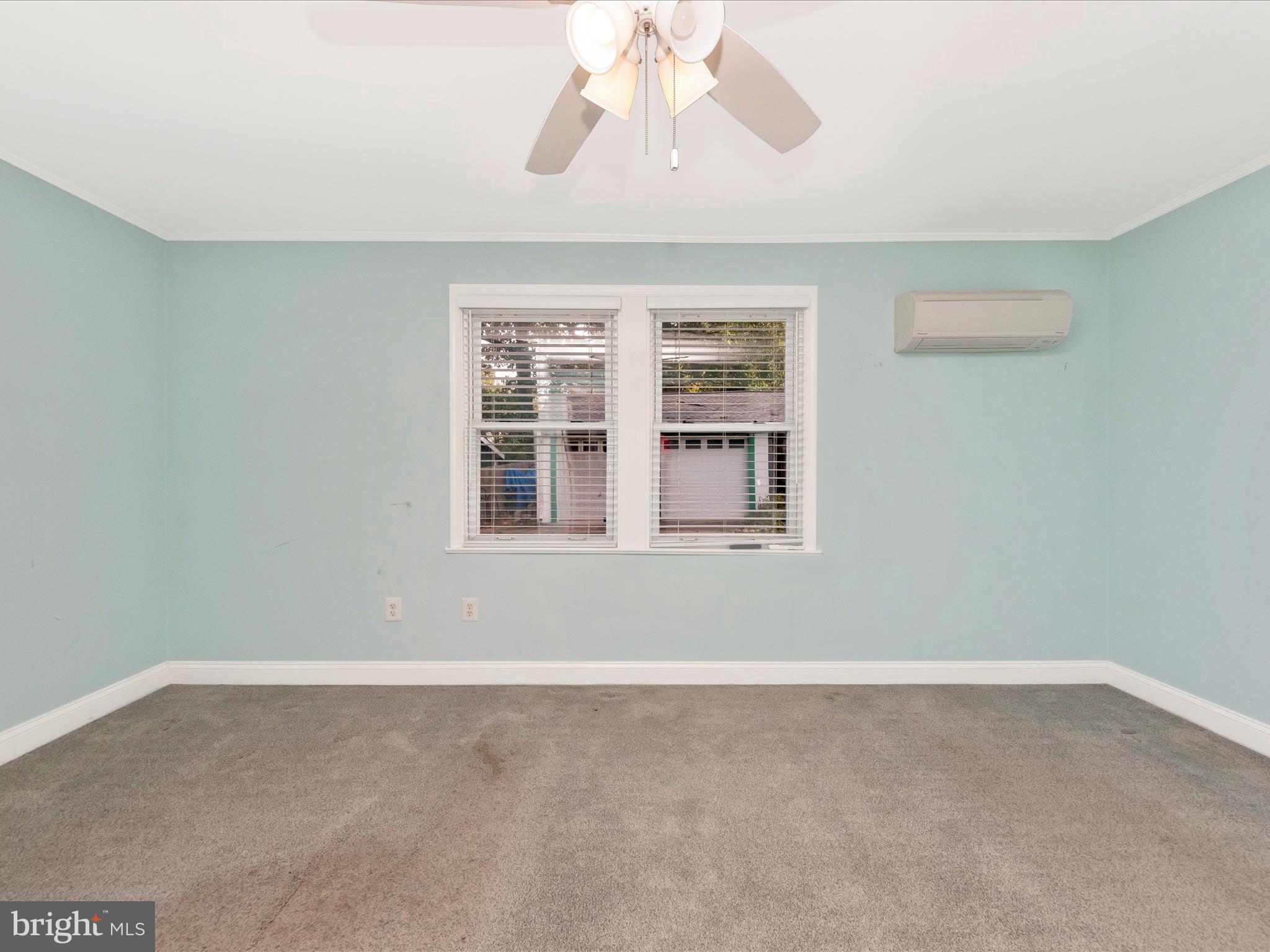 HYATTSVILLE HILLS - Residential