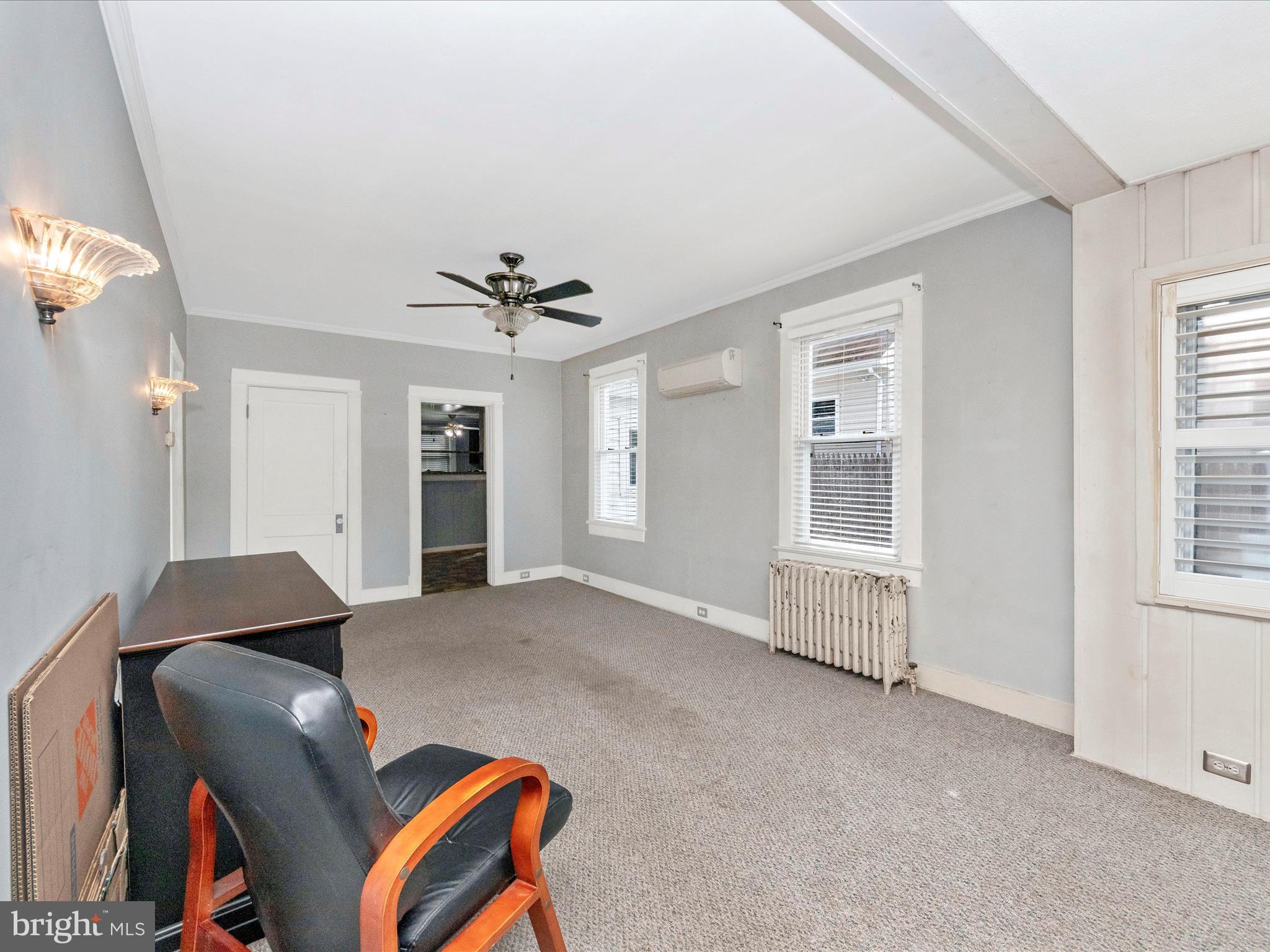 HYATTSVILLE HILLS - Residential